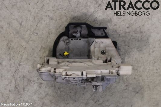 Audi A6/S6     05-11 Centrallåsmotor Vänster