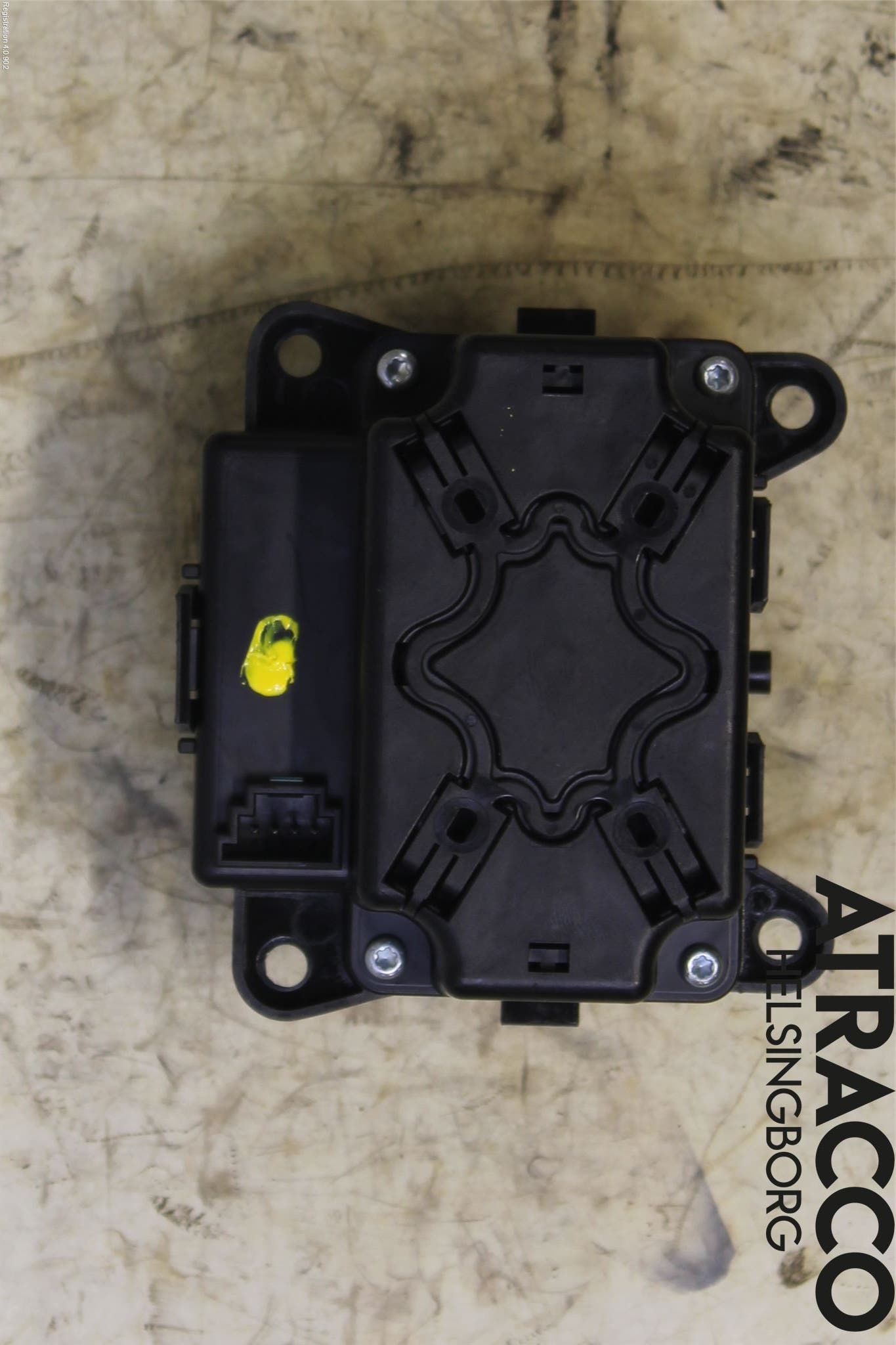 Mercedes-Benz MB E-KLASS (W212) 09-16 Strömställare Färddator