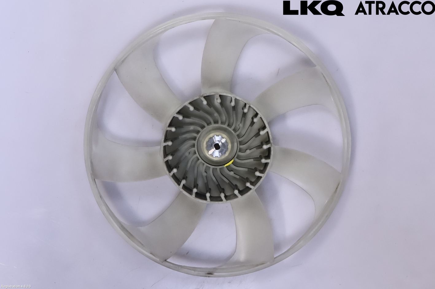 Toyota AVENSIS 09-15 Kylfläkt-Vinge