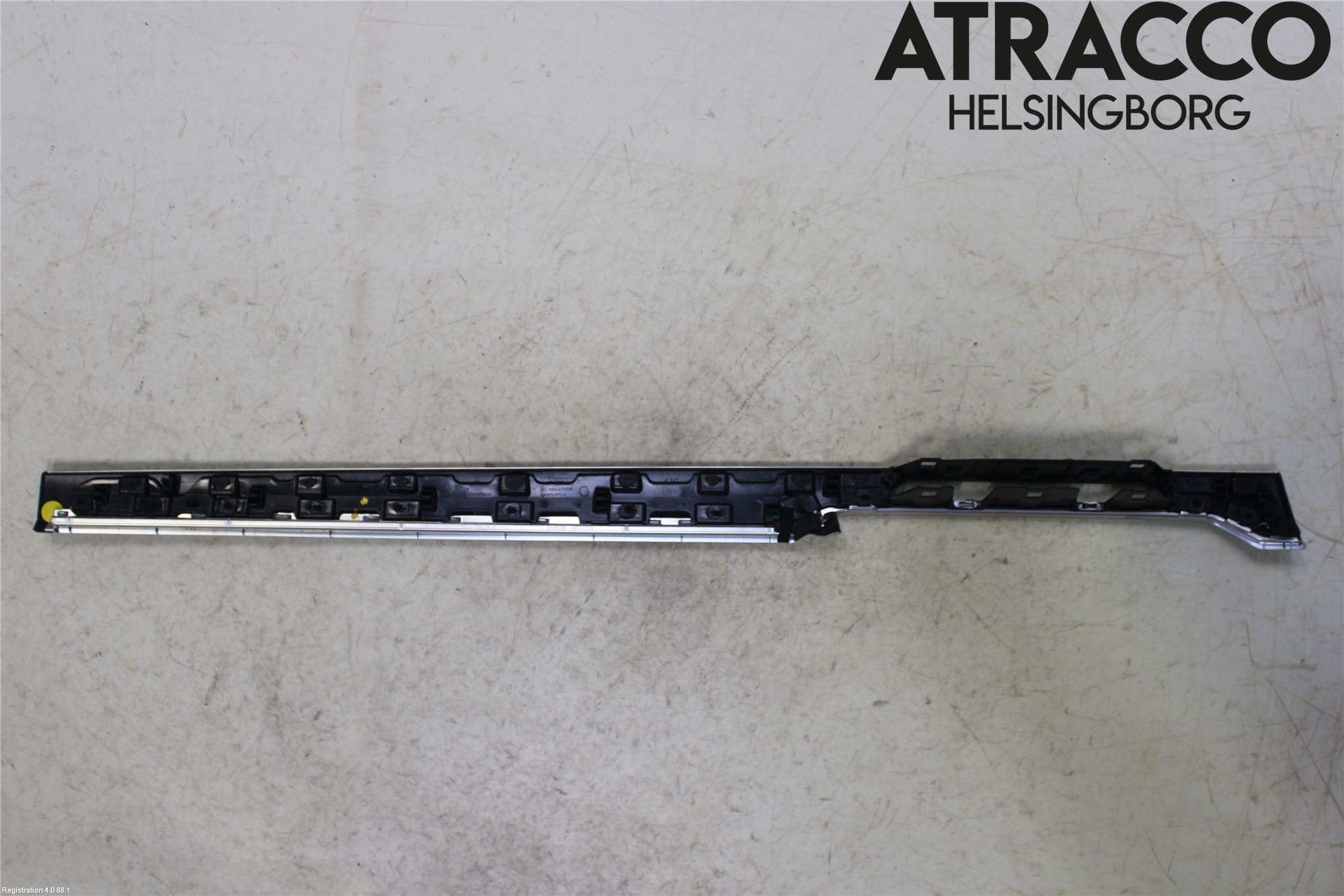 Volkswagen VW ARTEON 17- Instrumentbräda Inlägg-Dekorlist
