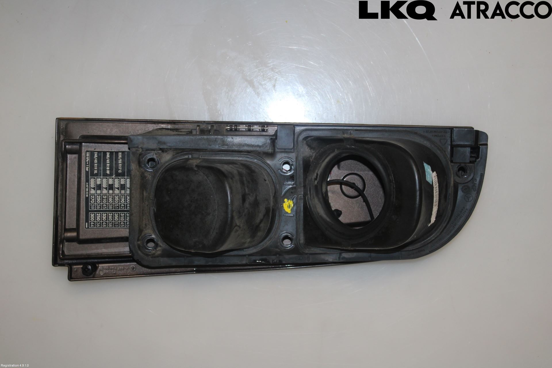 Mercedes-Benz MB VITO/V-KLASS (W640,W447,W448) 14- Tanklucka