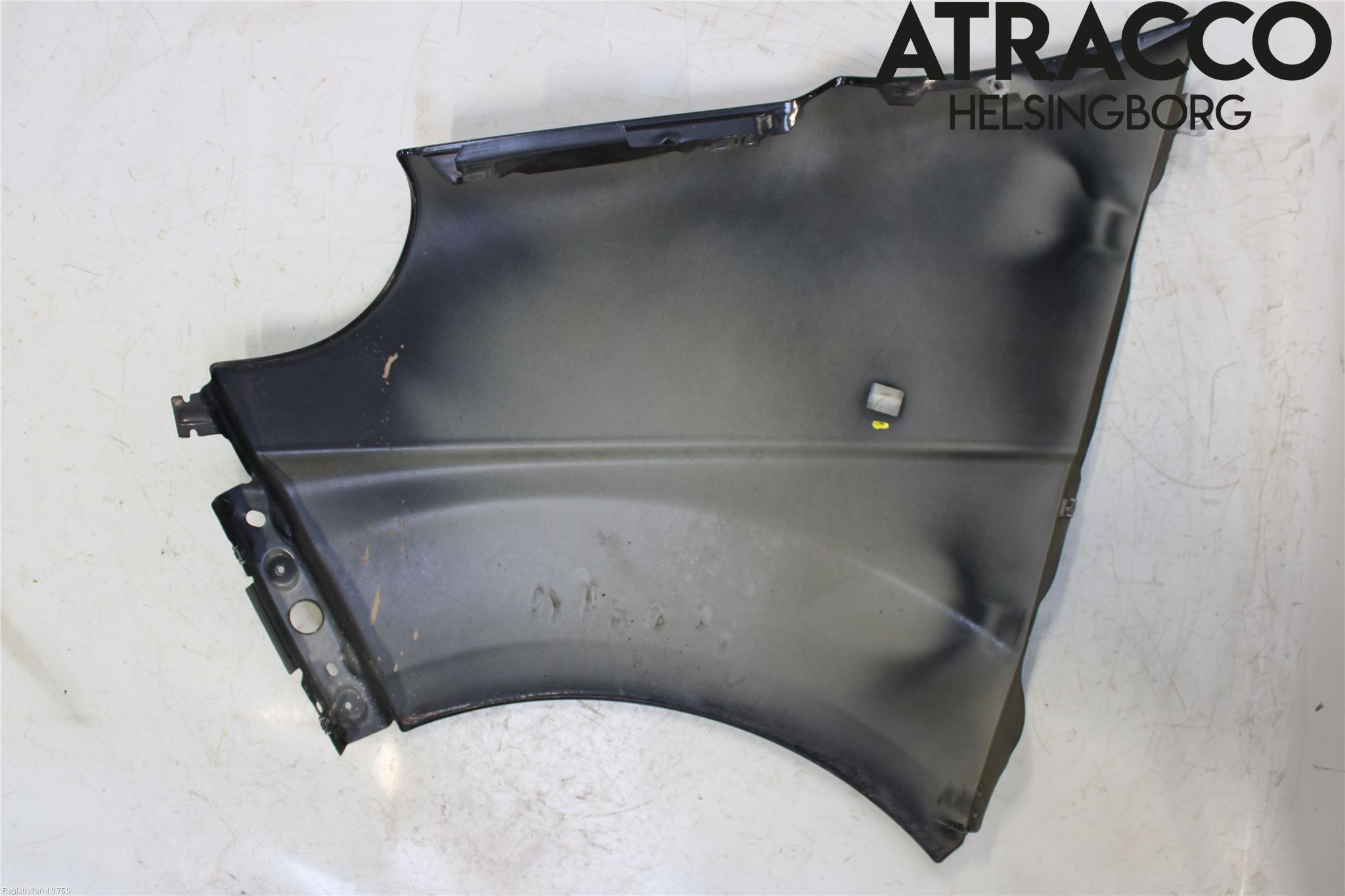 Opel VIVARO 01-14 Skärm Fram Höger