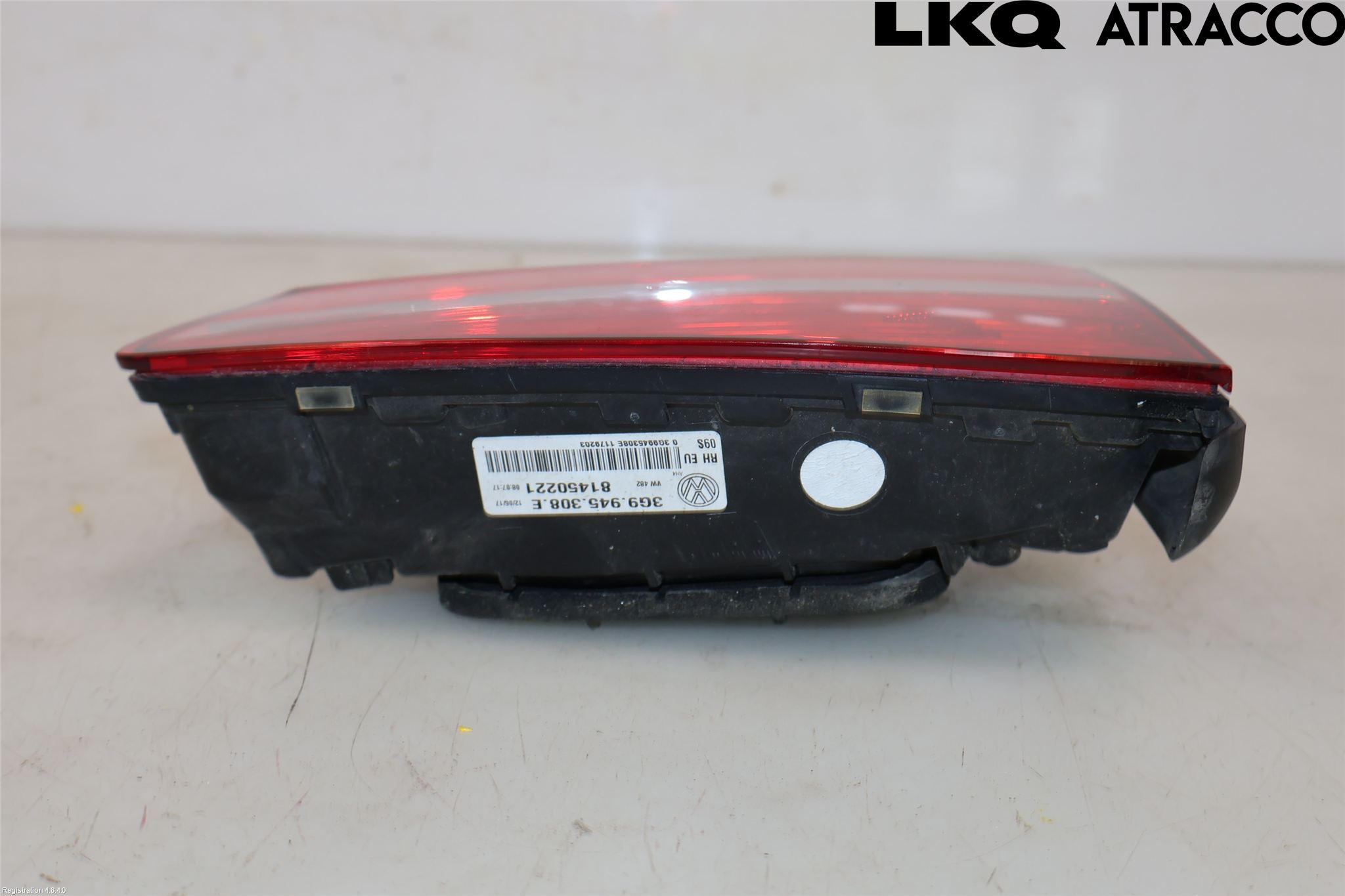 Volkswagen VW PASSAT 15-19 Bakljus Lucka Hö