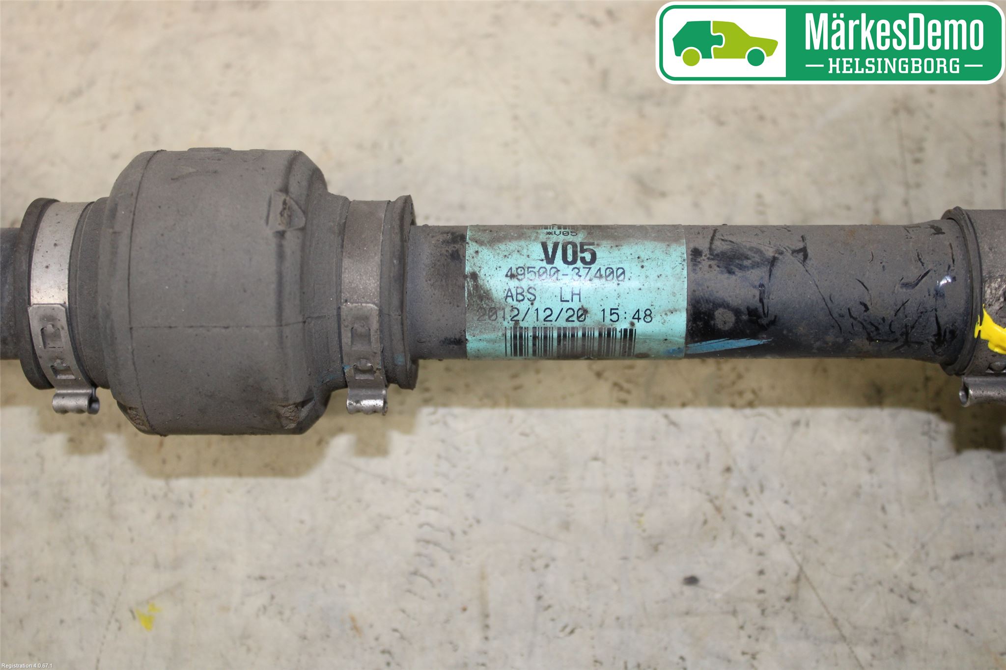 Hyundai i40 08-15 Drivaxel Fram Vänster