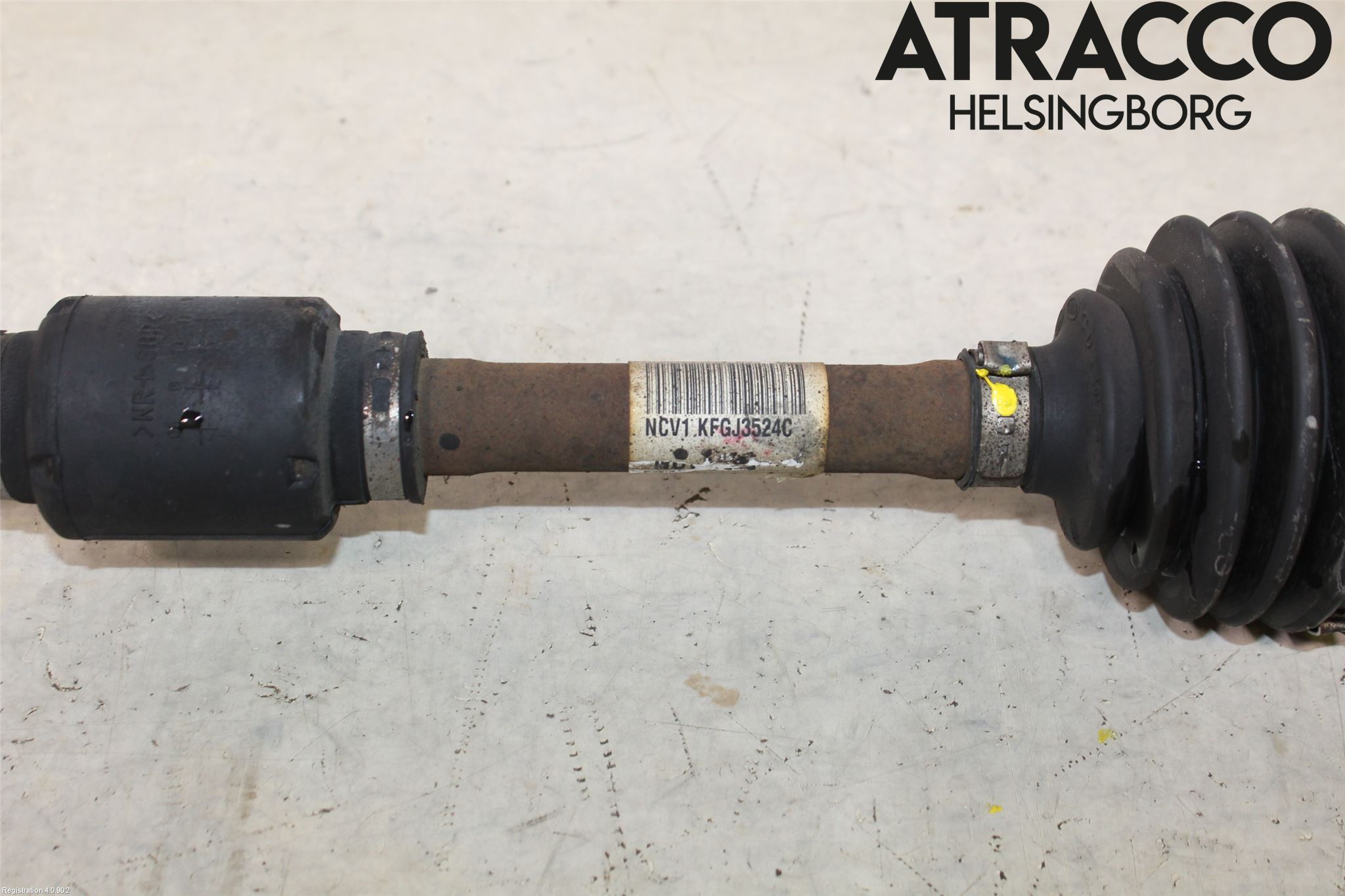 Hyundai i20 PB 09-14 Drivaxel Fram Höger