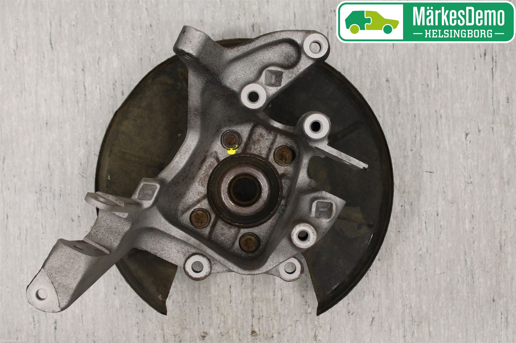 Ford KUGA 08-12 Hjullagerhus-Spindel Hö B