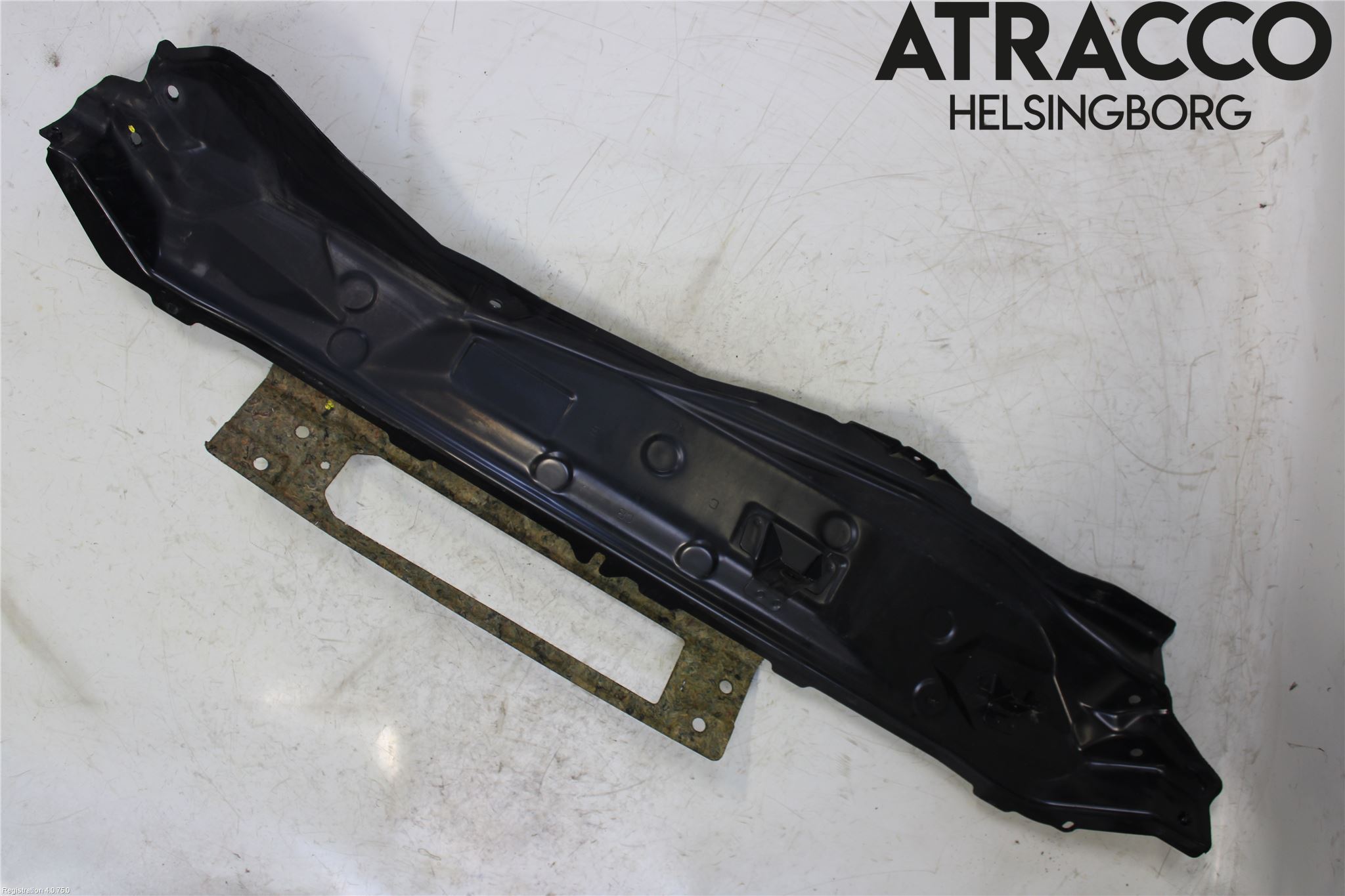 Nissan X-TRAIL 14-21 Torpedplåt-Torpedplast