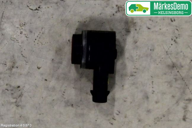 Toyota AURIS 13-19 Parkeringshjälp Frontsensor