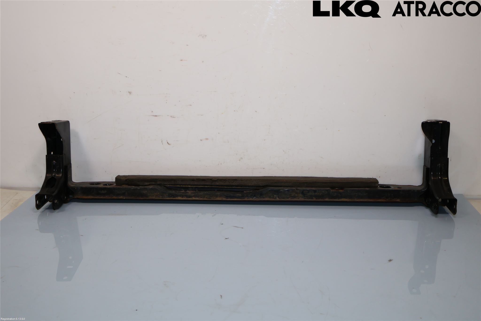 Ford KUGA 13-16 Kylarfäste-Ram-Balk