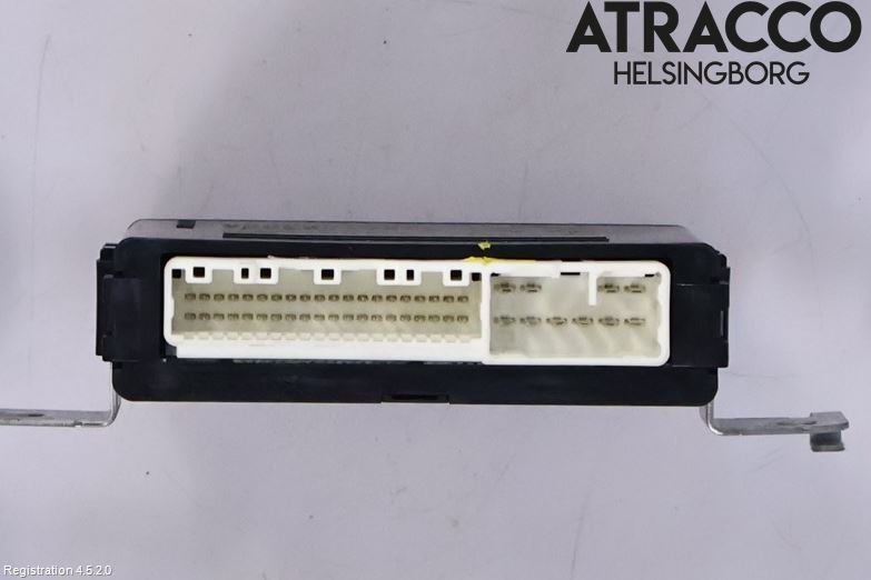 Toyota RAV4 19- Styrenhet Baklucka