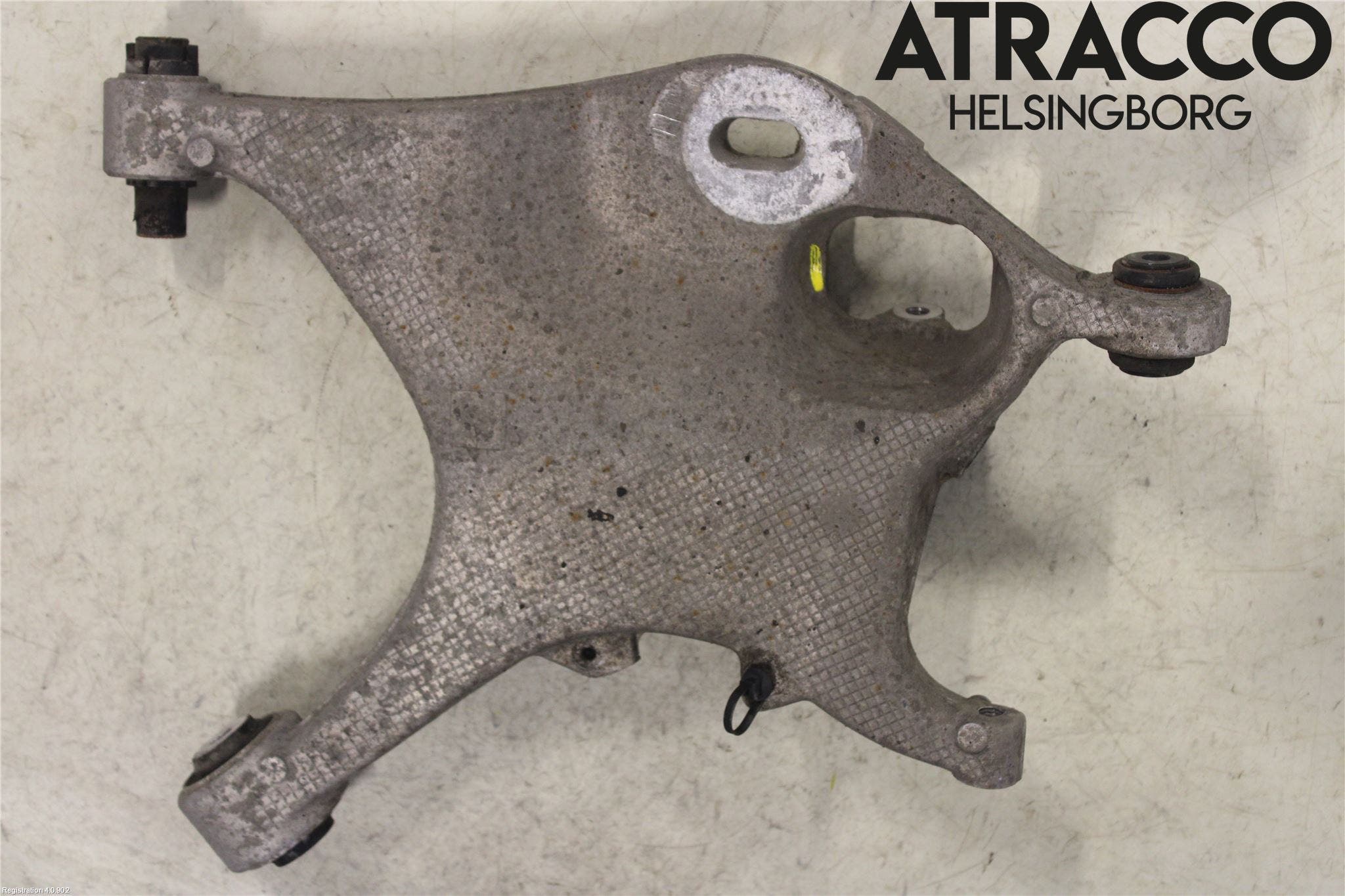 Volvo V90 17->> Bärarm Bak Vänster