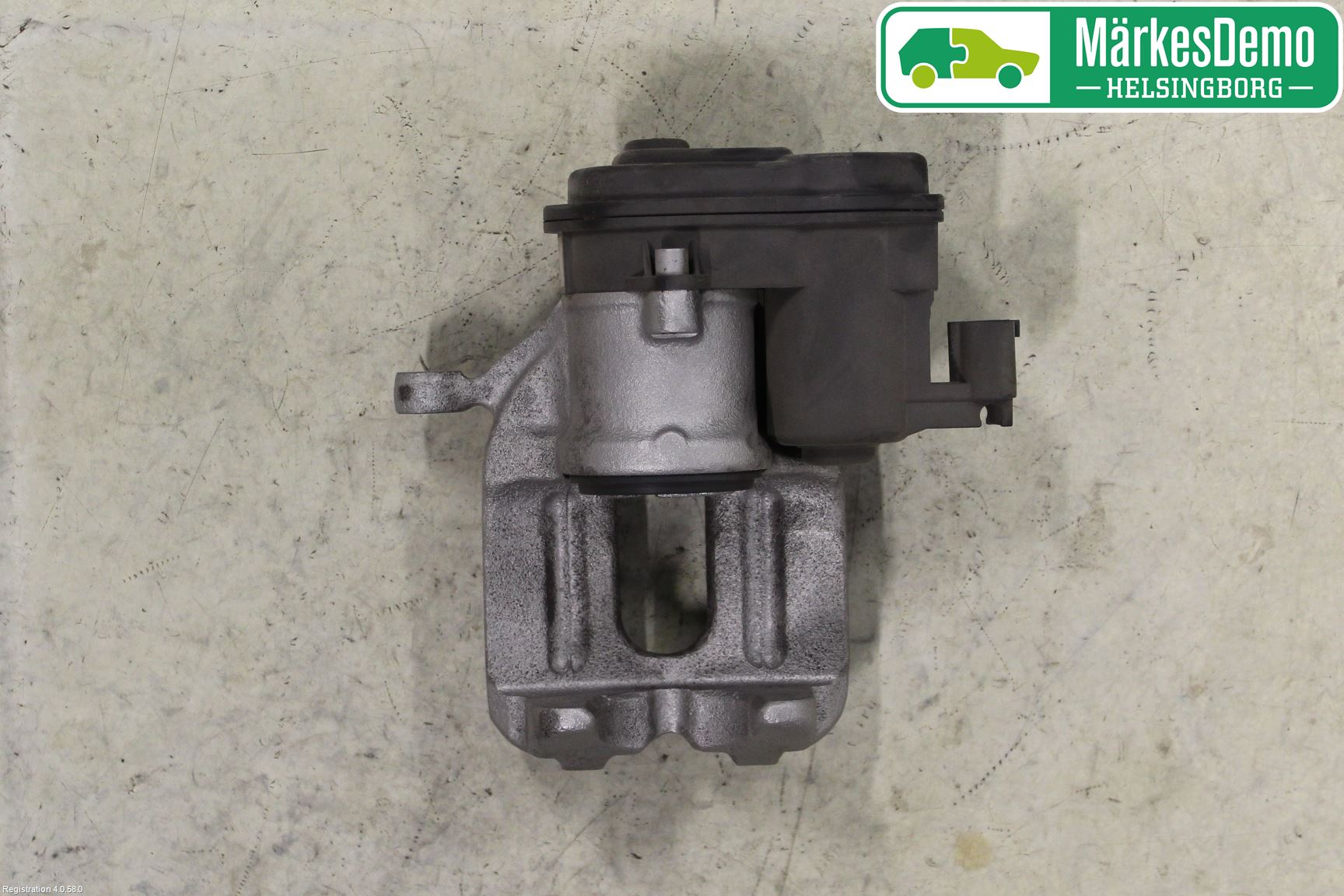 BMW 5 F10/F11/F18 09-17 Bromsok Bak Vänster