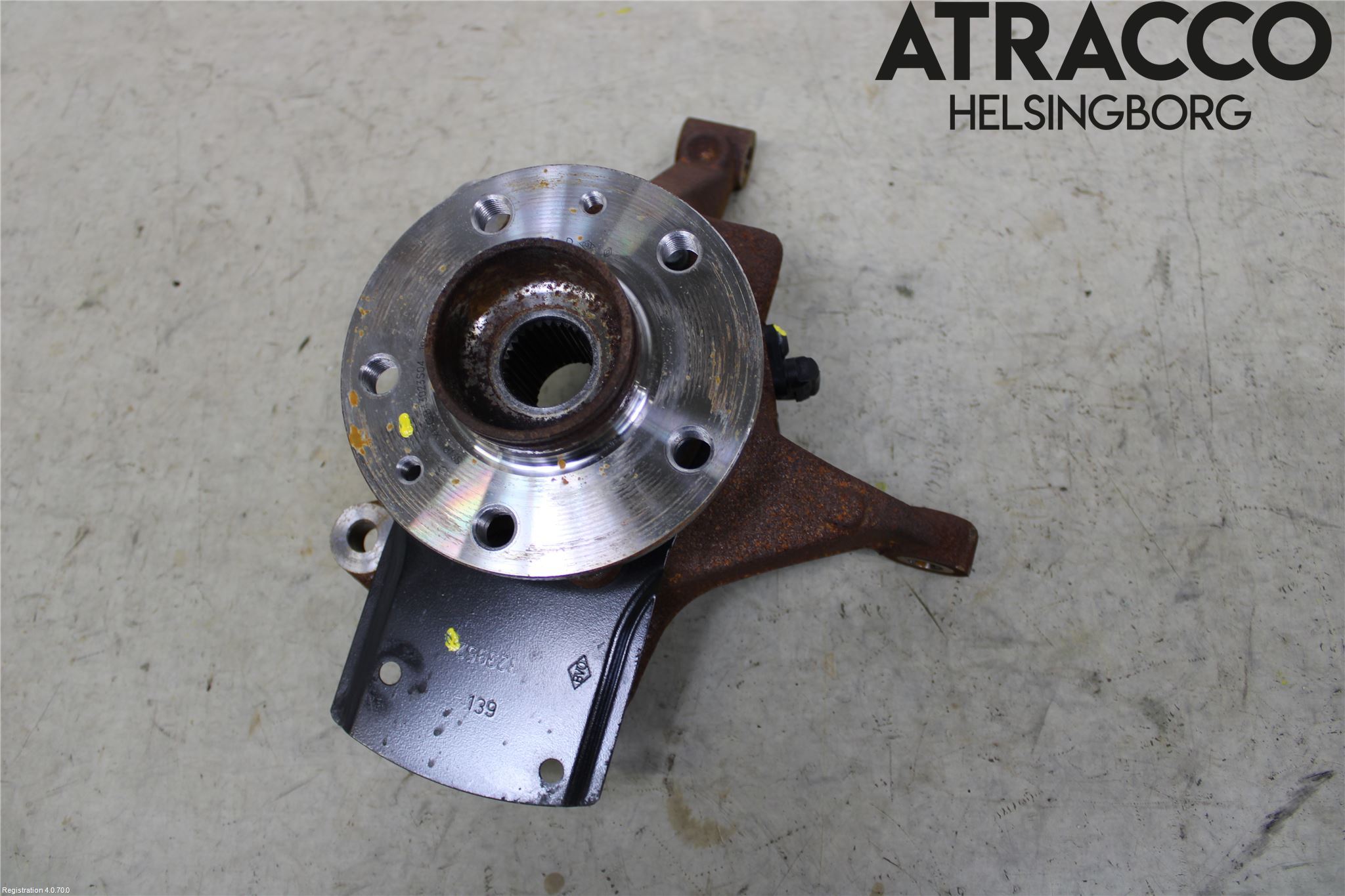 Opel VIVARO 15-19 Styrspindel Lagerhus Vä