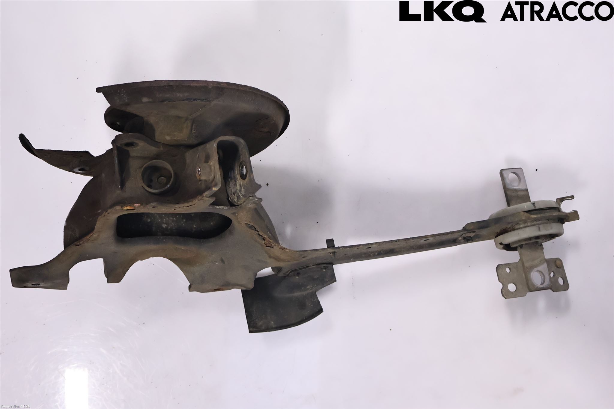 Volvo XC70 14-16 Bärarm Bak Vänster