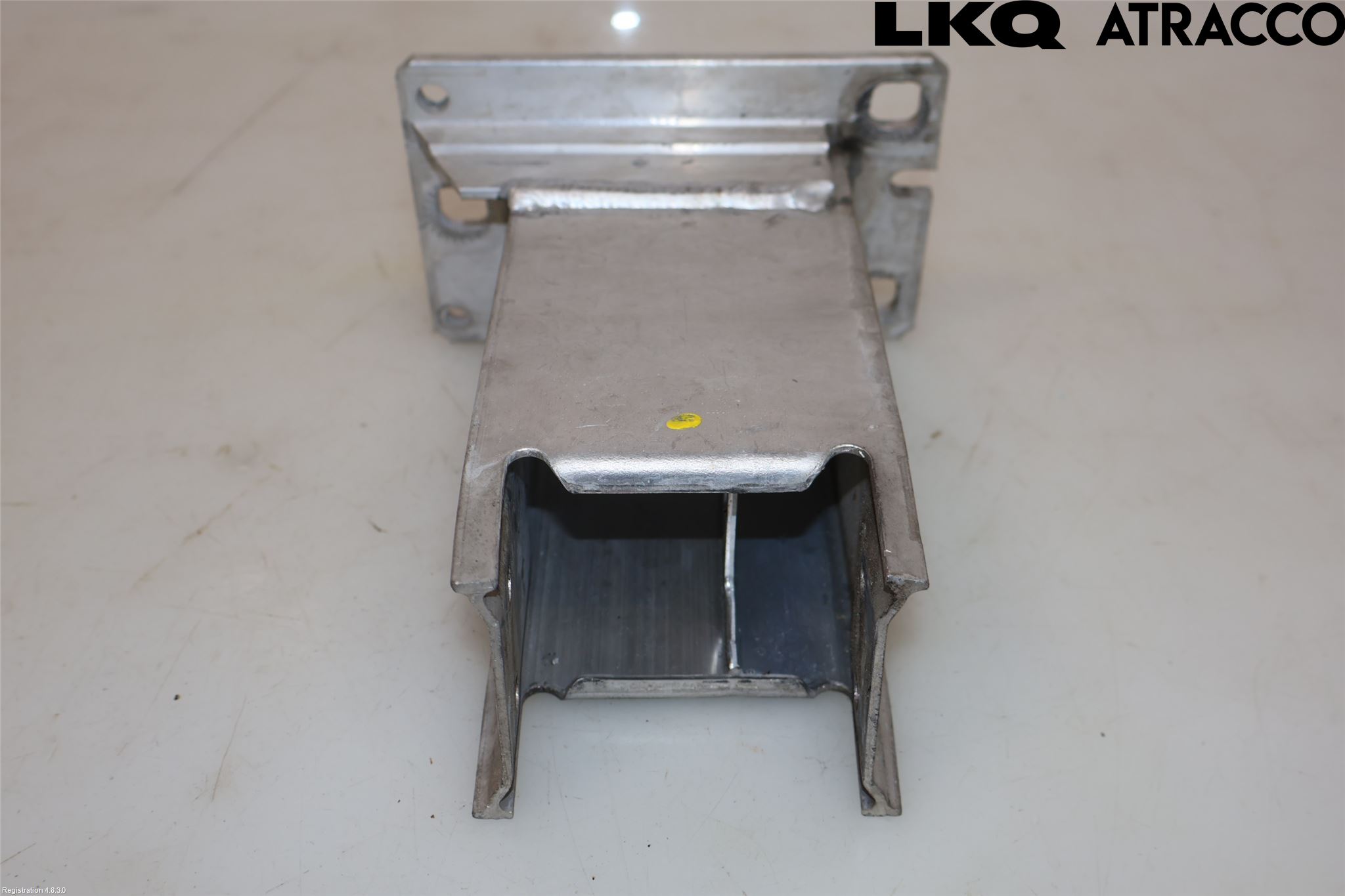 Audi A4/S4 08-11 Stötfångarbärjärn Fram