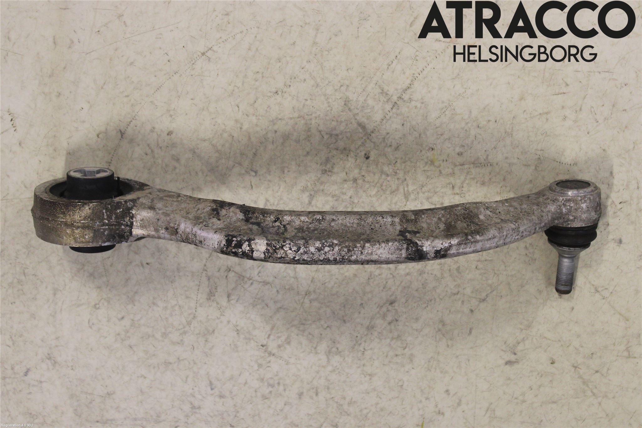 Tesla MODEL Y 21- Bärarm Fram Undre Vä