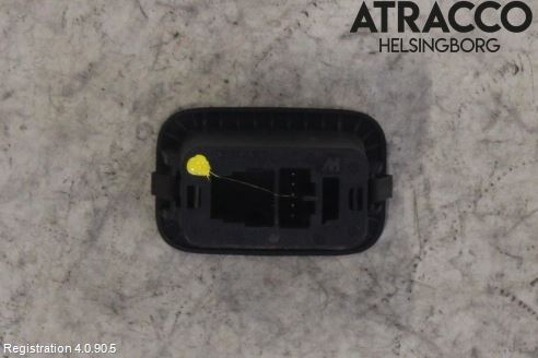 Volvo V70 14-16 Strömställare Baklucka