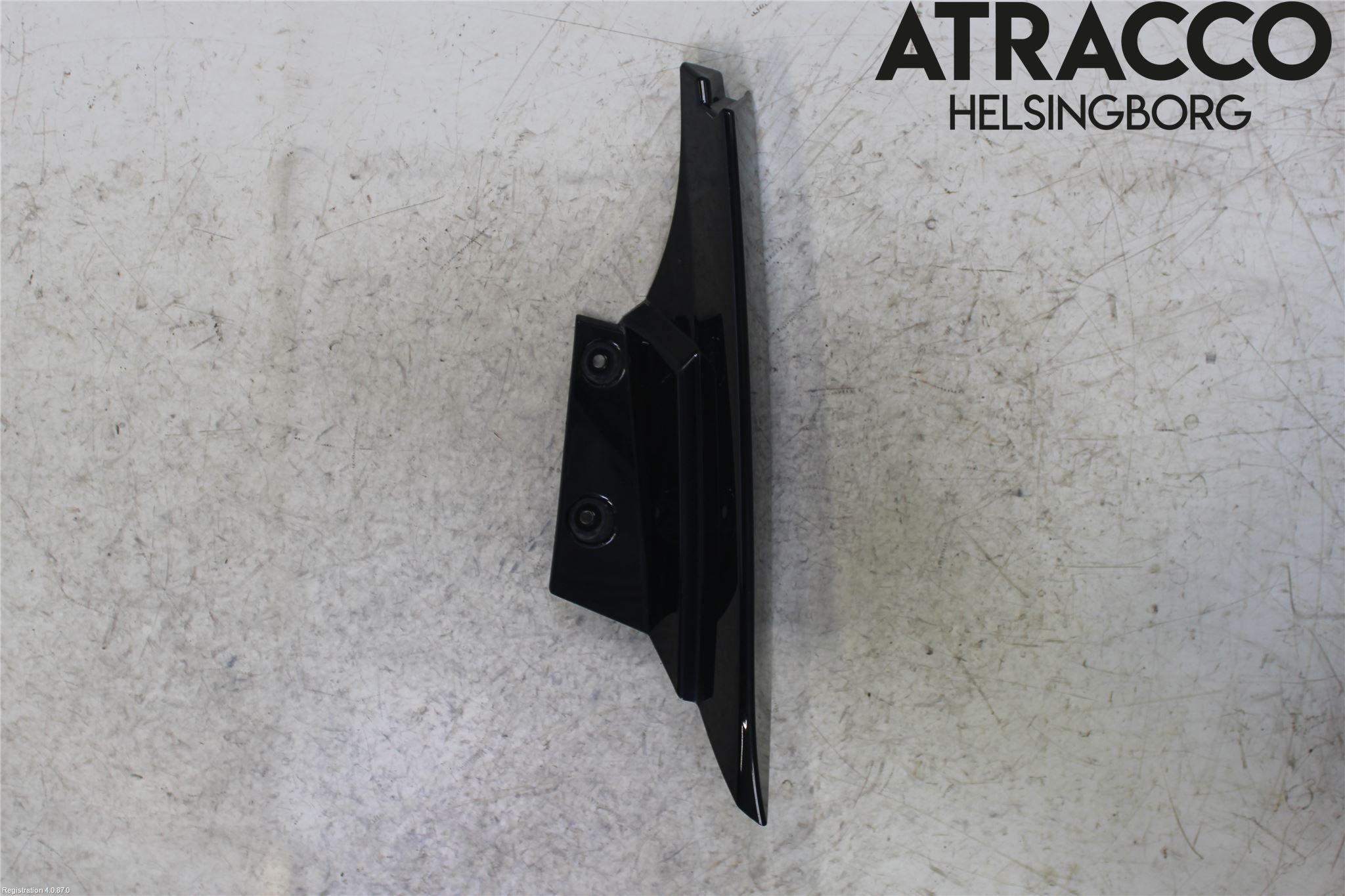 Nissan X-TRAIL 14-21 Spoiler Baklucka