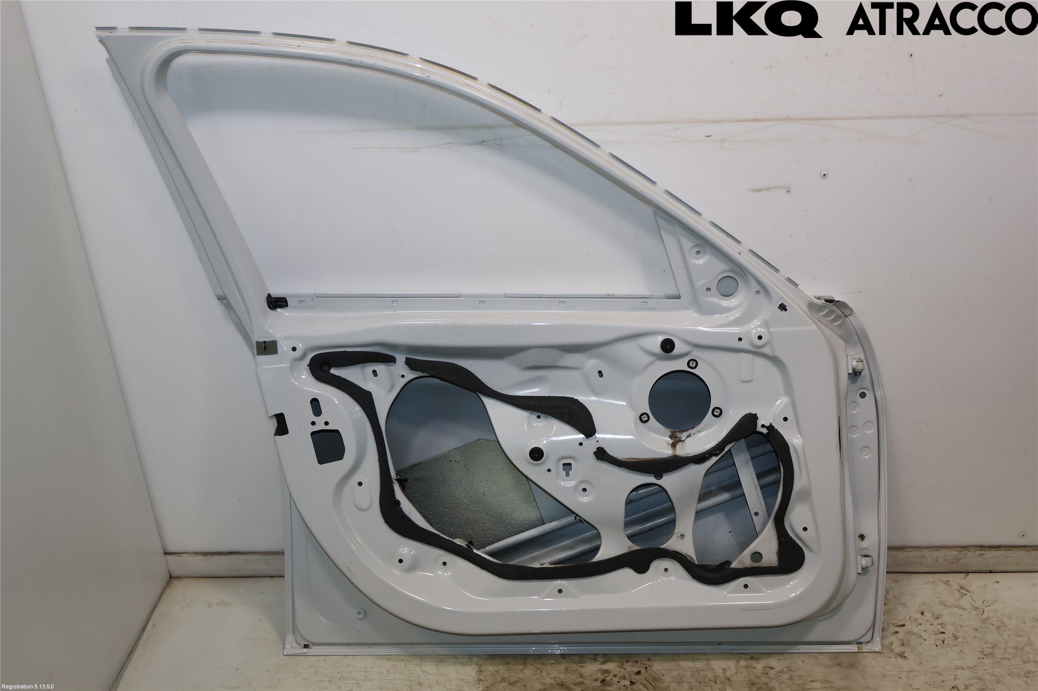 BMW 3 F30/F31/F80 12-19 Dörr Fram Vänster