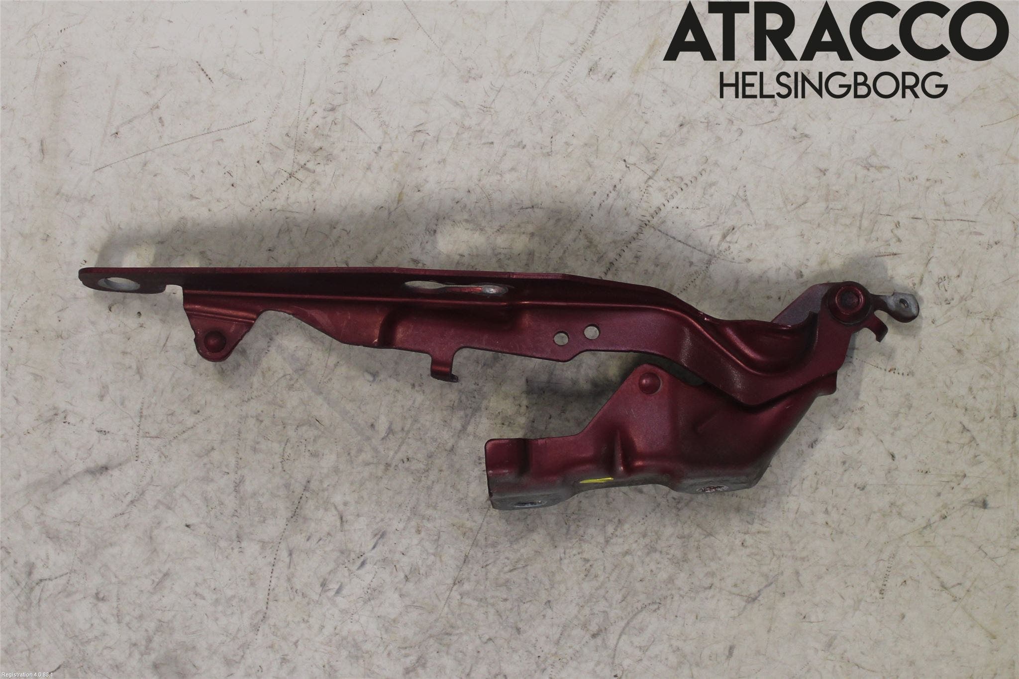 Volvo V70 08-13 Huvgångjärn