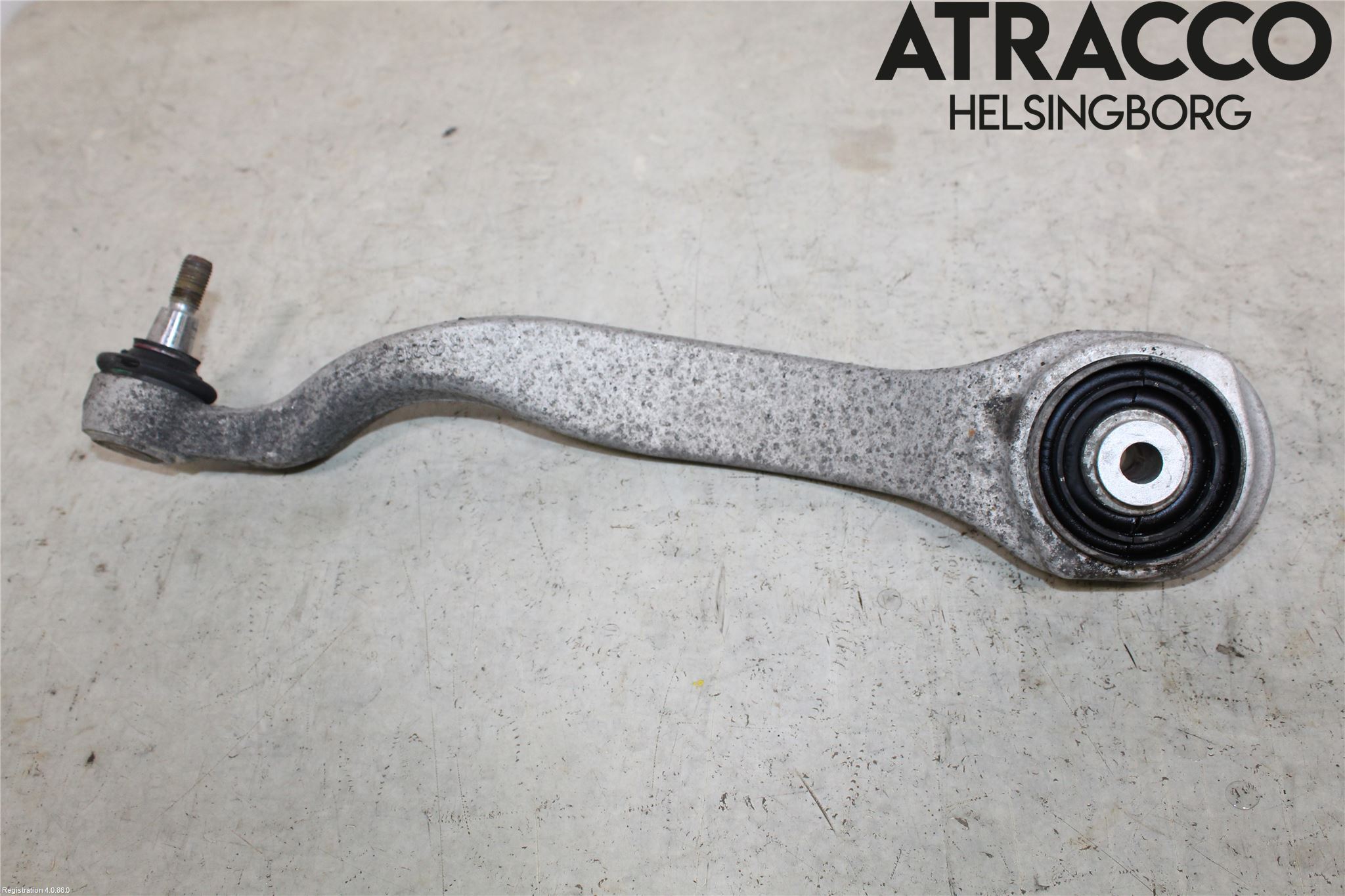 Mercedes-Benz MB CLS (C218/X218) 11-17 Bärarm Fram Undre Hö