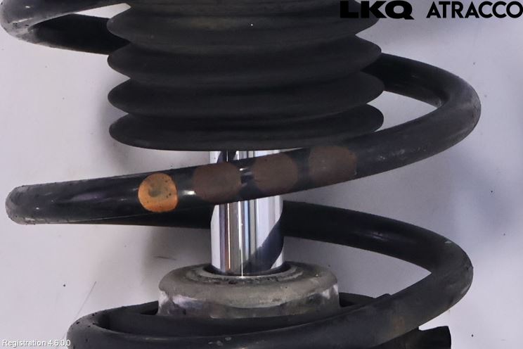 BMW 6 E63/64    02-10 Fjäderben Fram Vänster