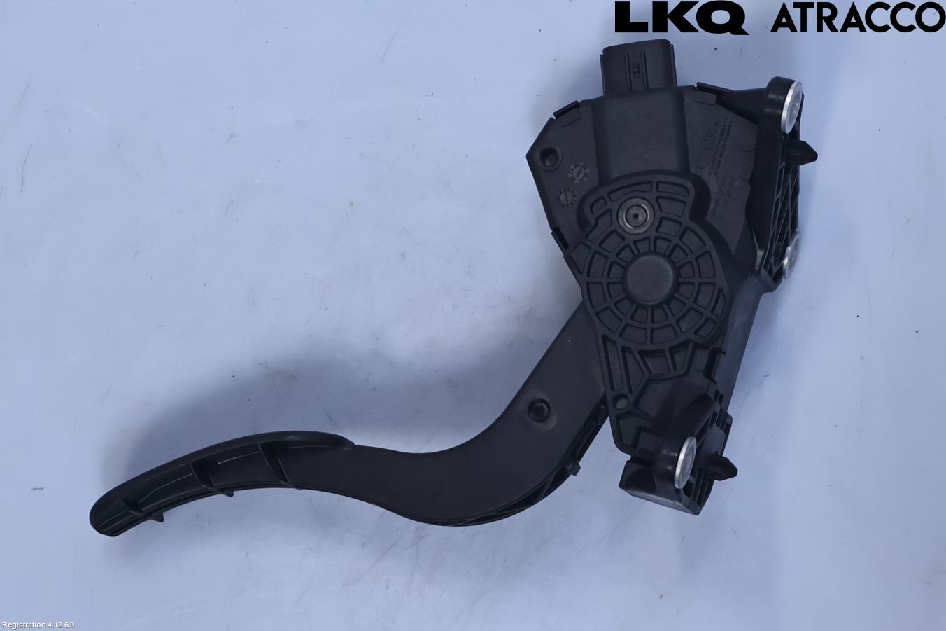 Toyota C-HR 24- Gaspedal