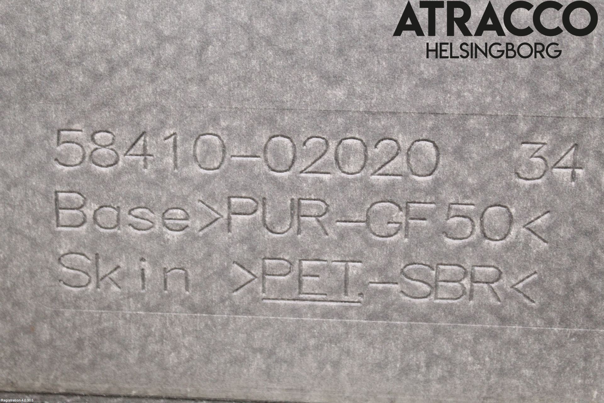 Toyota AURIS 13-19 Inrbagagerumklädsel-Golv