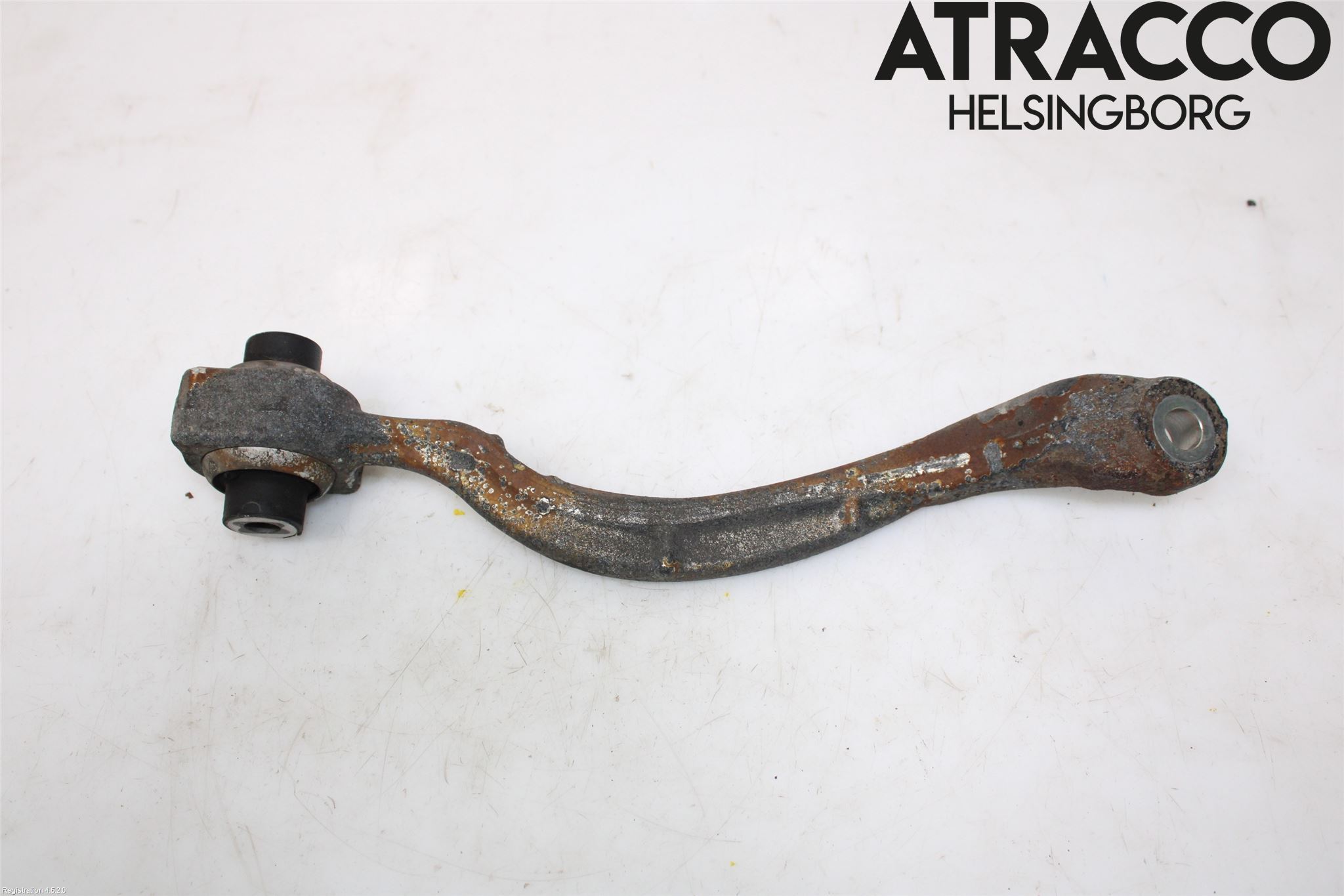 Mercedes-Benz MB E-KLASS (W212) 09-16 Bärarm Fram Undre Hö