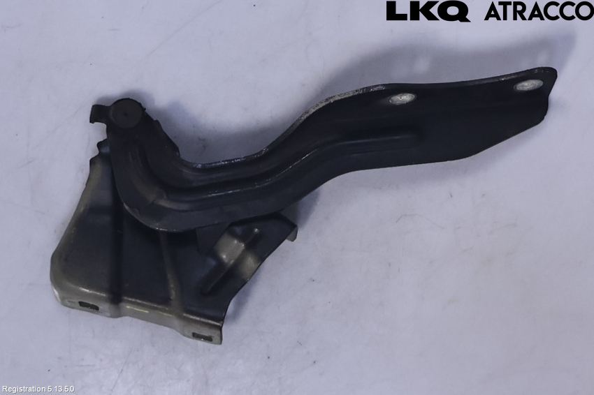 Nissan QASHQAI 14-17 Huvgångjärn