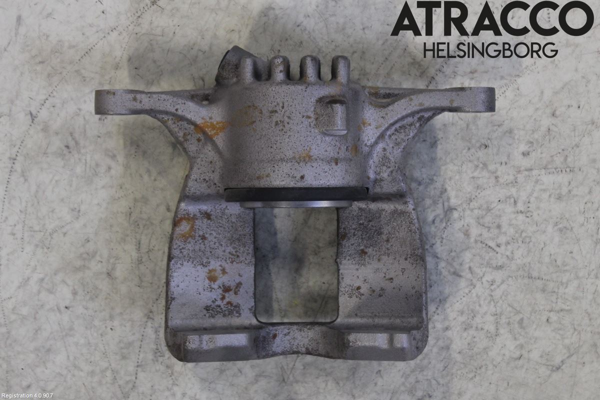 Nissan NV300 16-22 Bromsok Fram Vänster