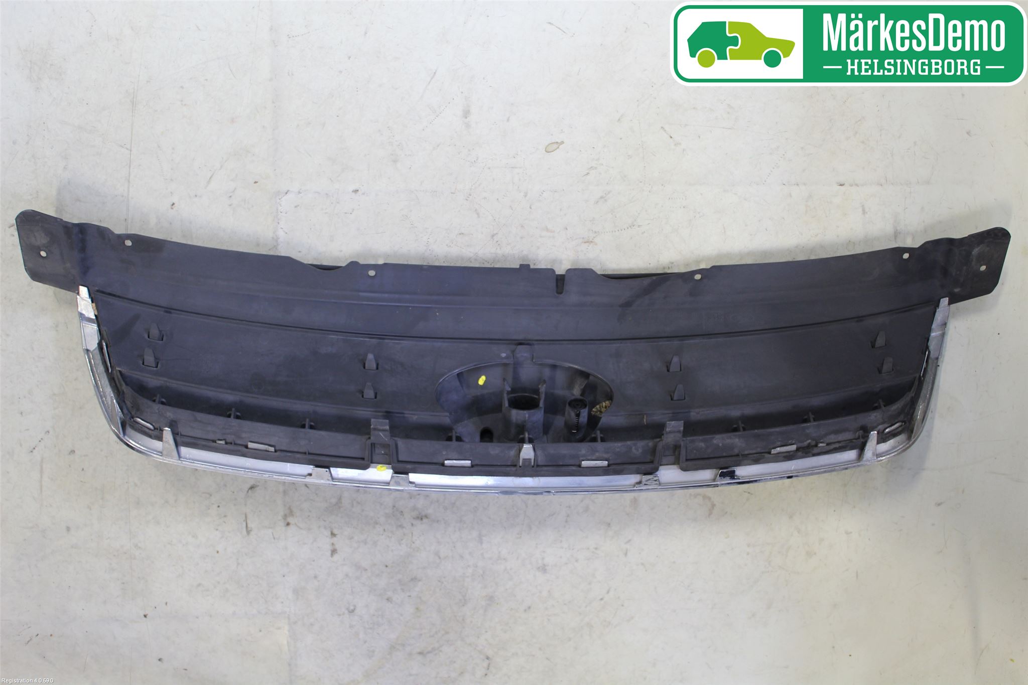 Ford KUGA 08-12 Grill Komp