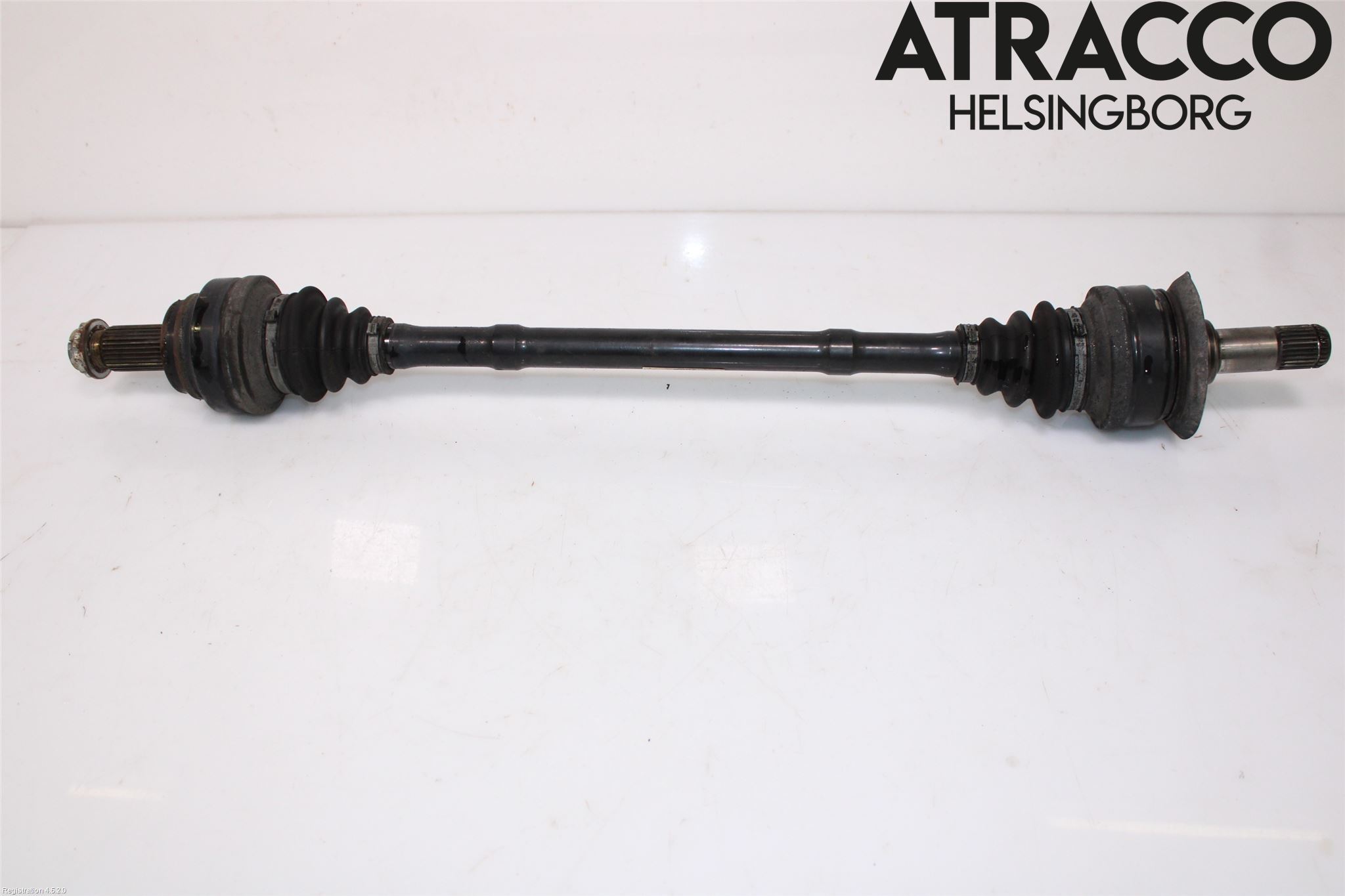 BMW X4 F26 14-18 Drivaxel Bak Höger