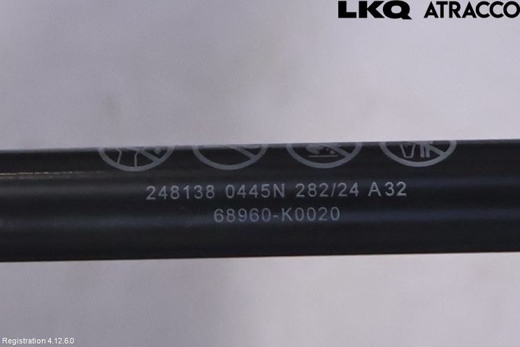 Toyota YARIS XP21 20- Gasfjäder Baklucka