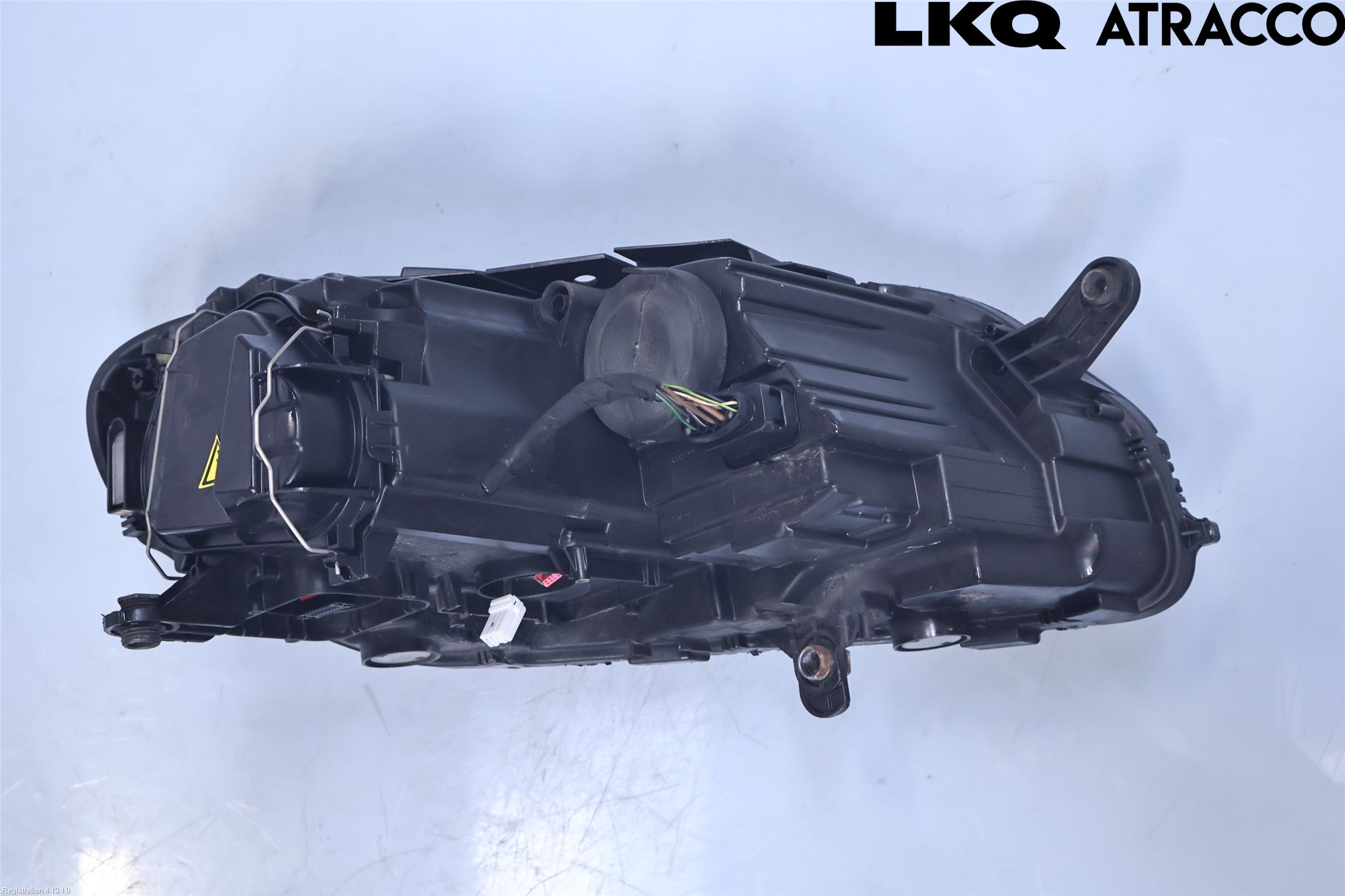Volkswagen VW PASSAT 11-14 Strålkastare Vänster