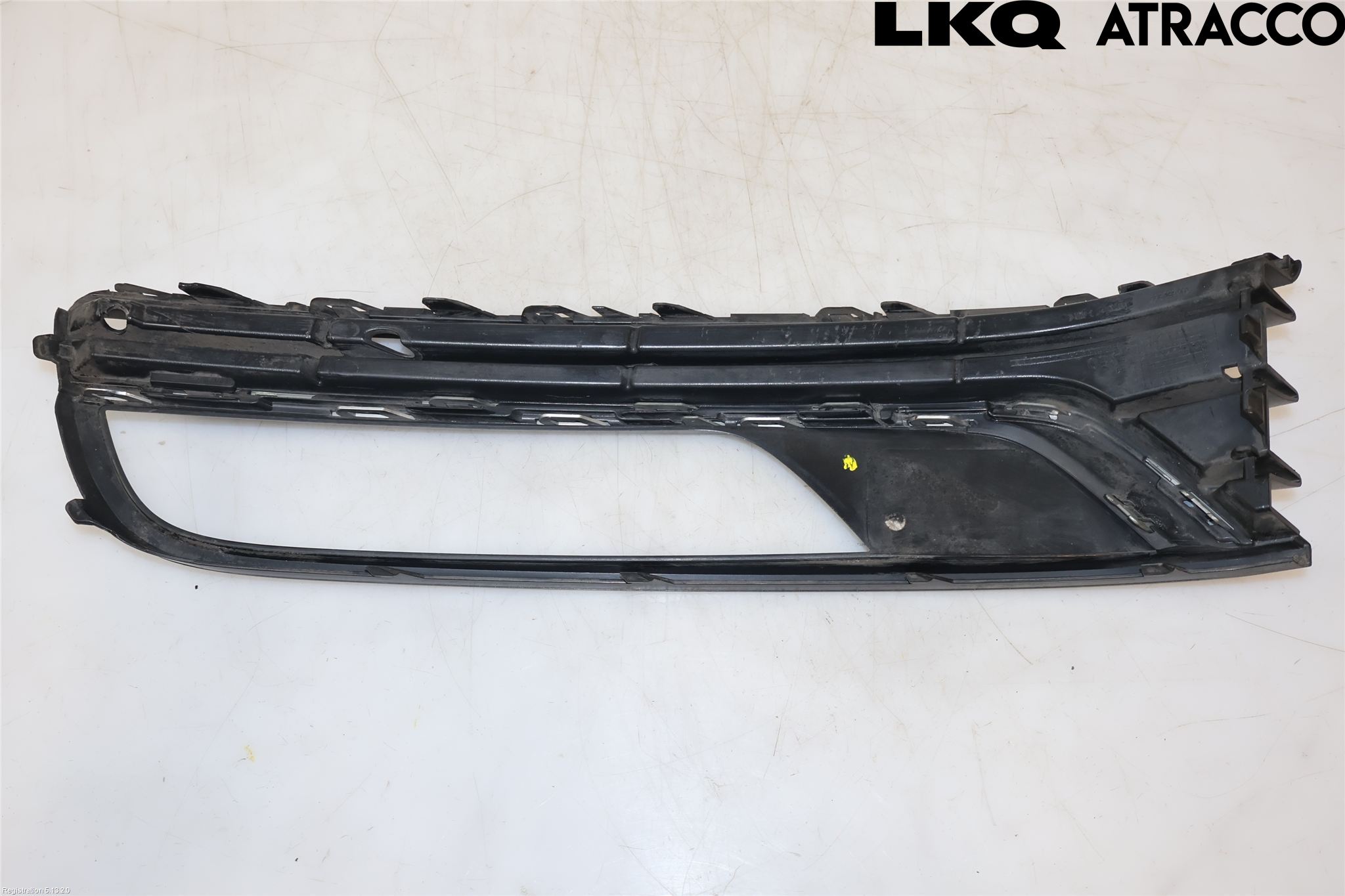 Volkswagen VW PASSAT 11-14 Dimljussarg Fram