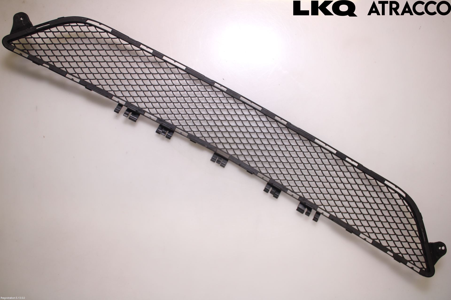 Mercedes-Benz MB E-KLASS (W212) 09-16 Grilldel Mitt