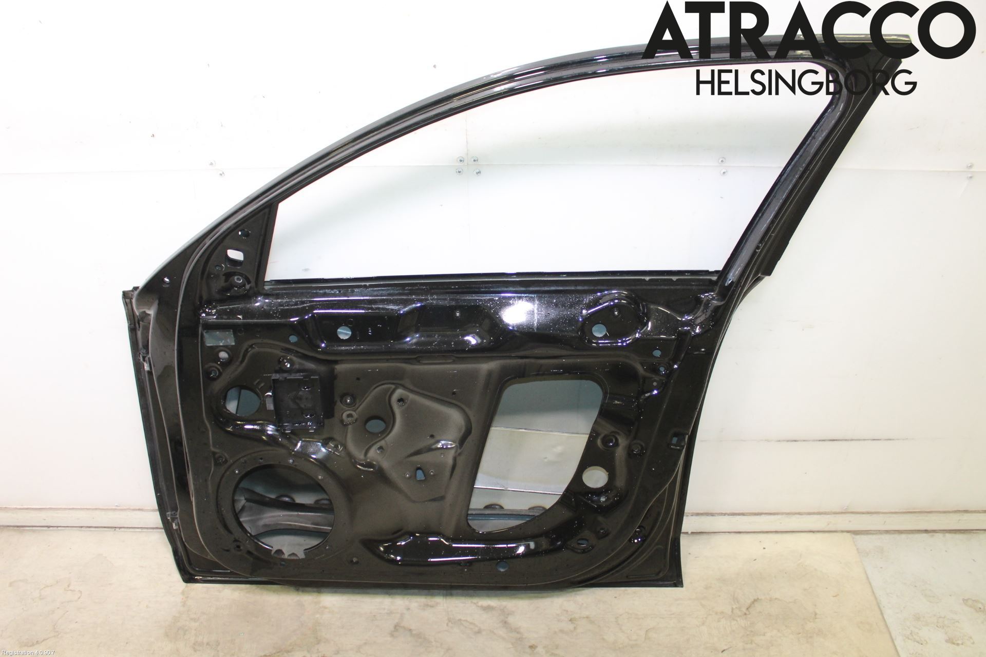 Audi A4 ALLROAD 09-16 Dörr Fram Höger