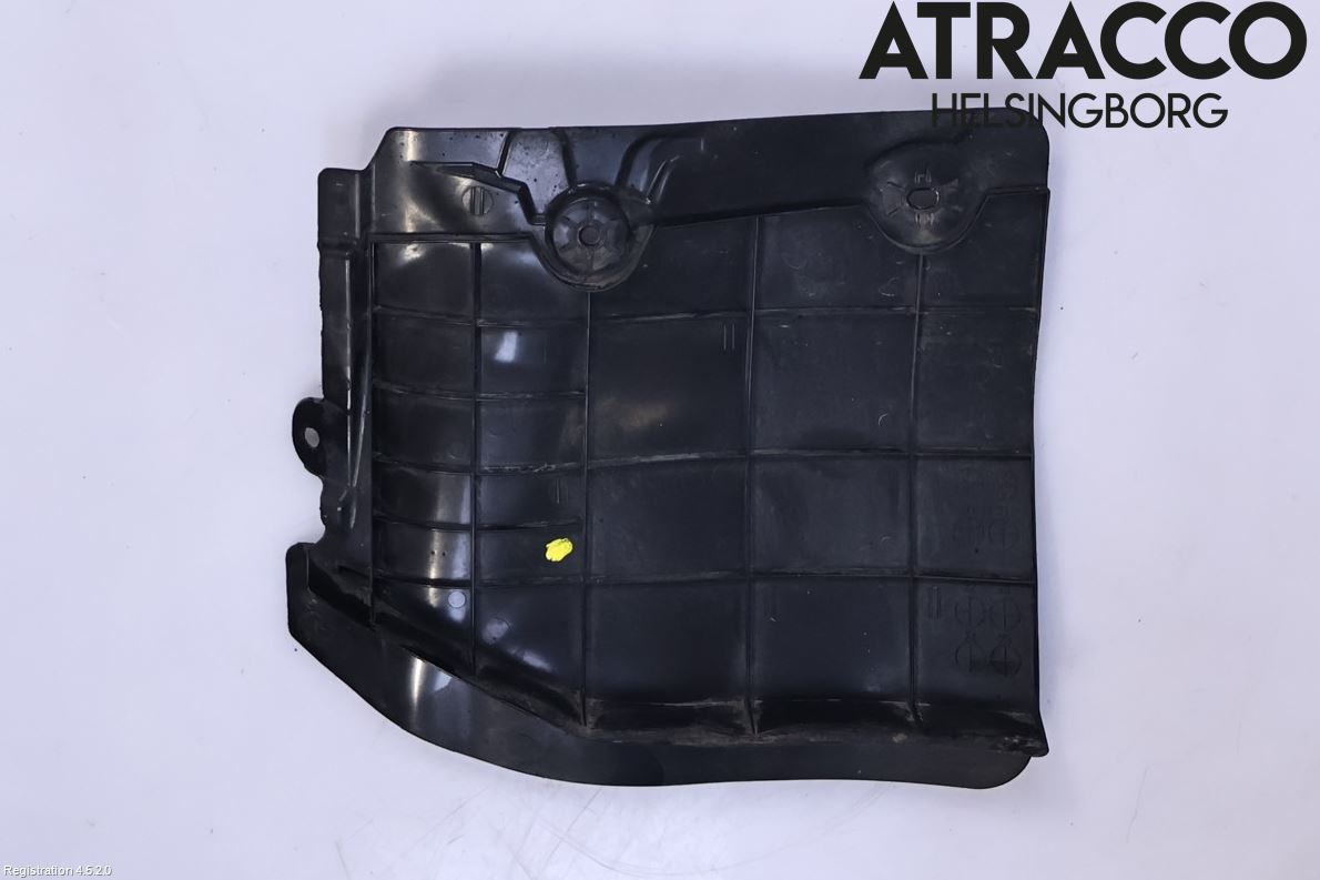 Toyota RAV4 19- Hasplåt Plåt-Plast