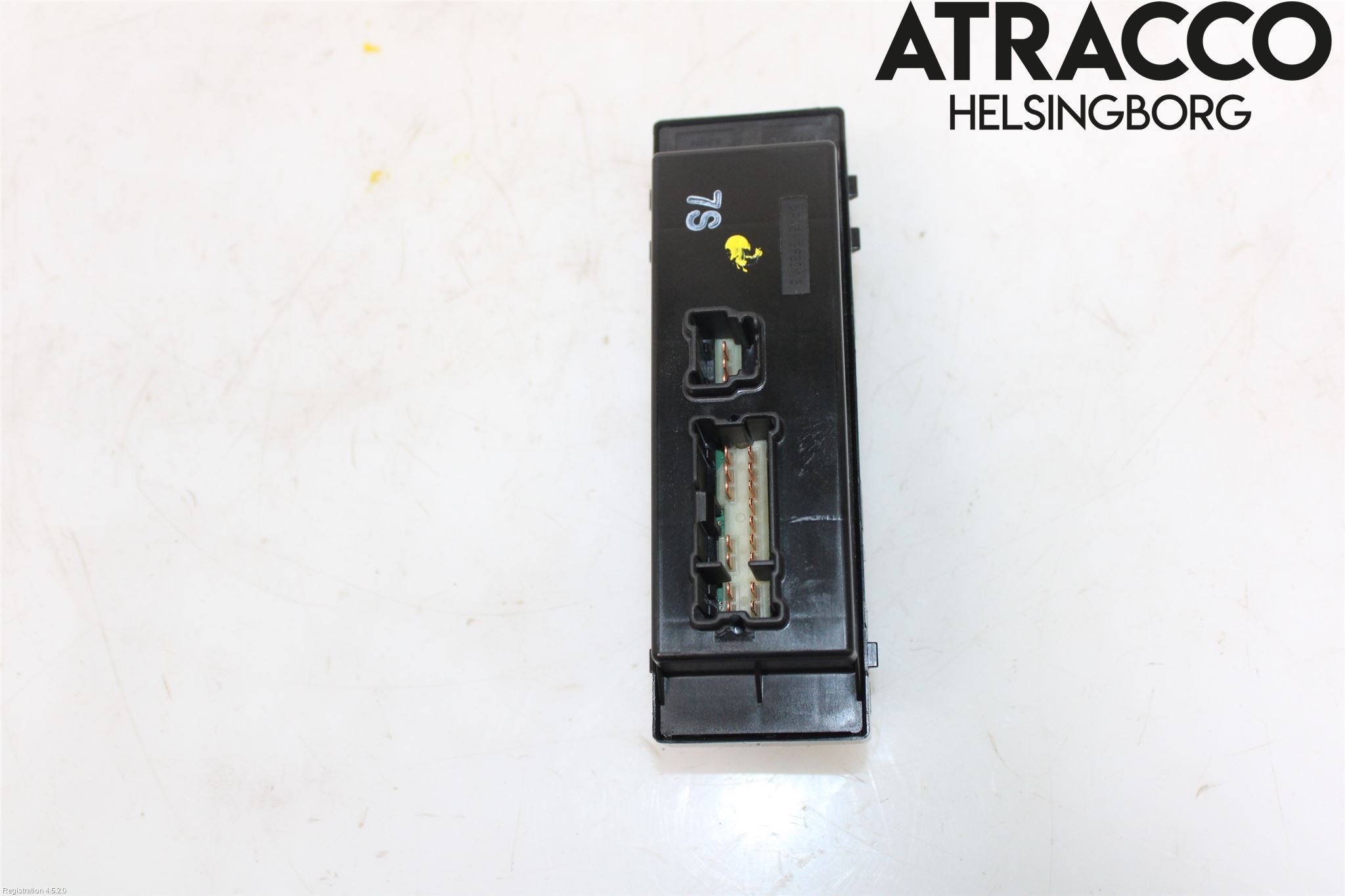 Nissan MICRA 17- Strömställare Elhiss