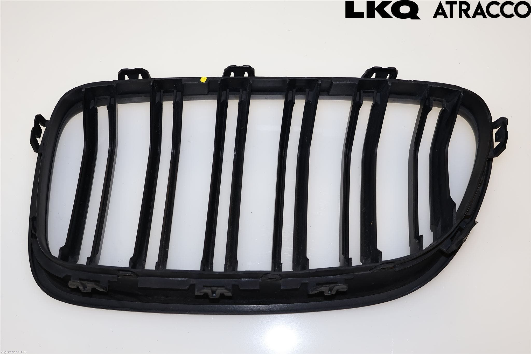 BMW 5 F10/F11/F18 09-17 Grilldel Höger