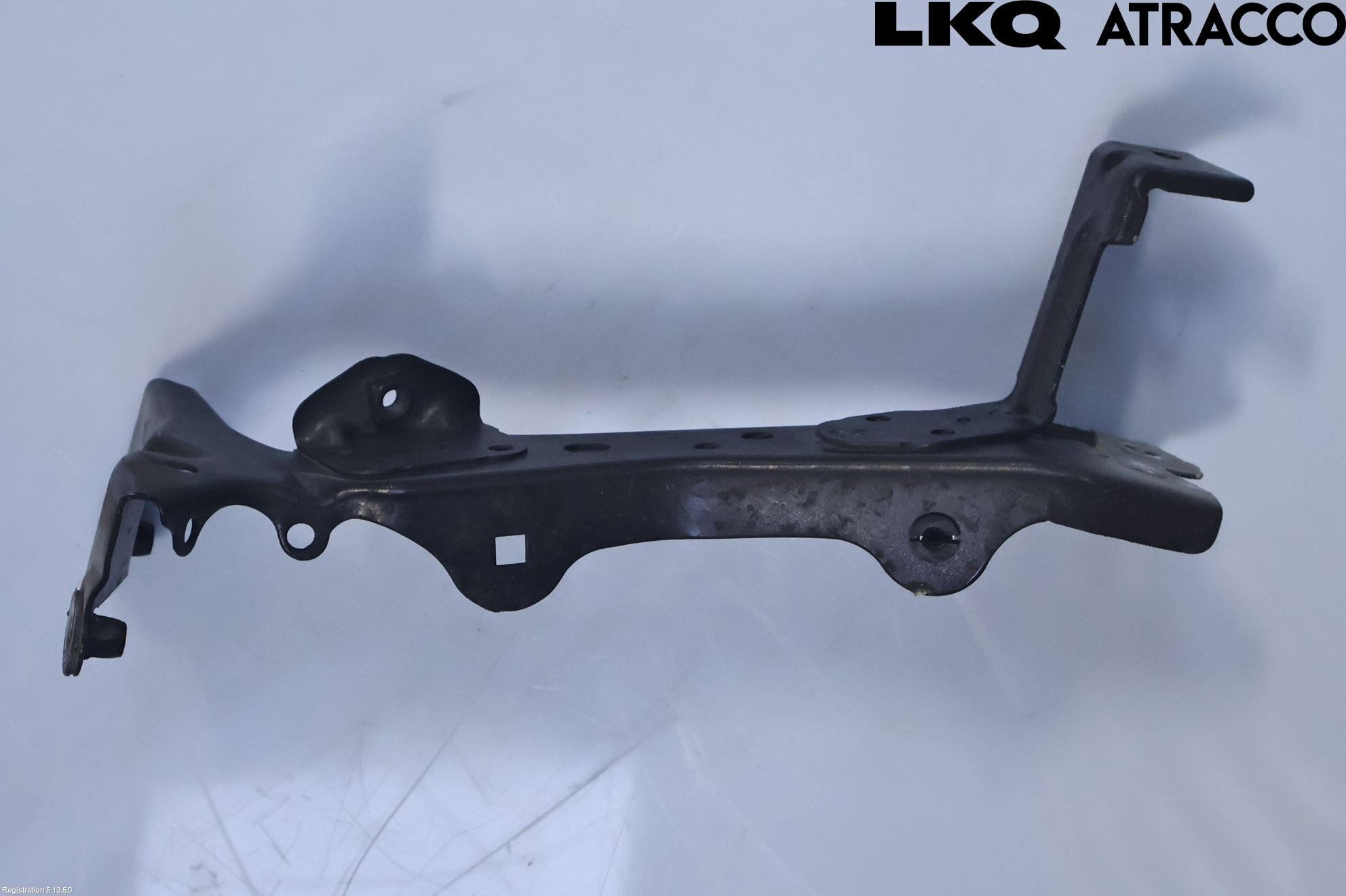 Audi A3/S3 8V 13-20 Skärmfäste Fram Vä