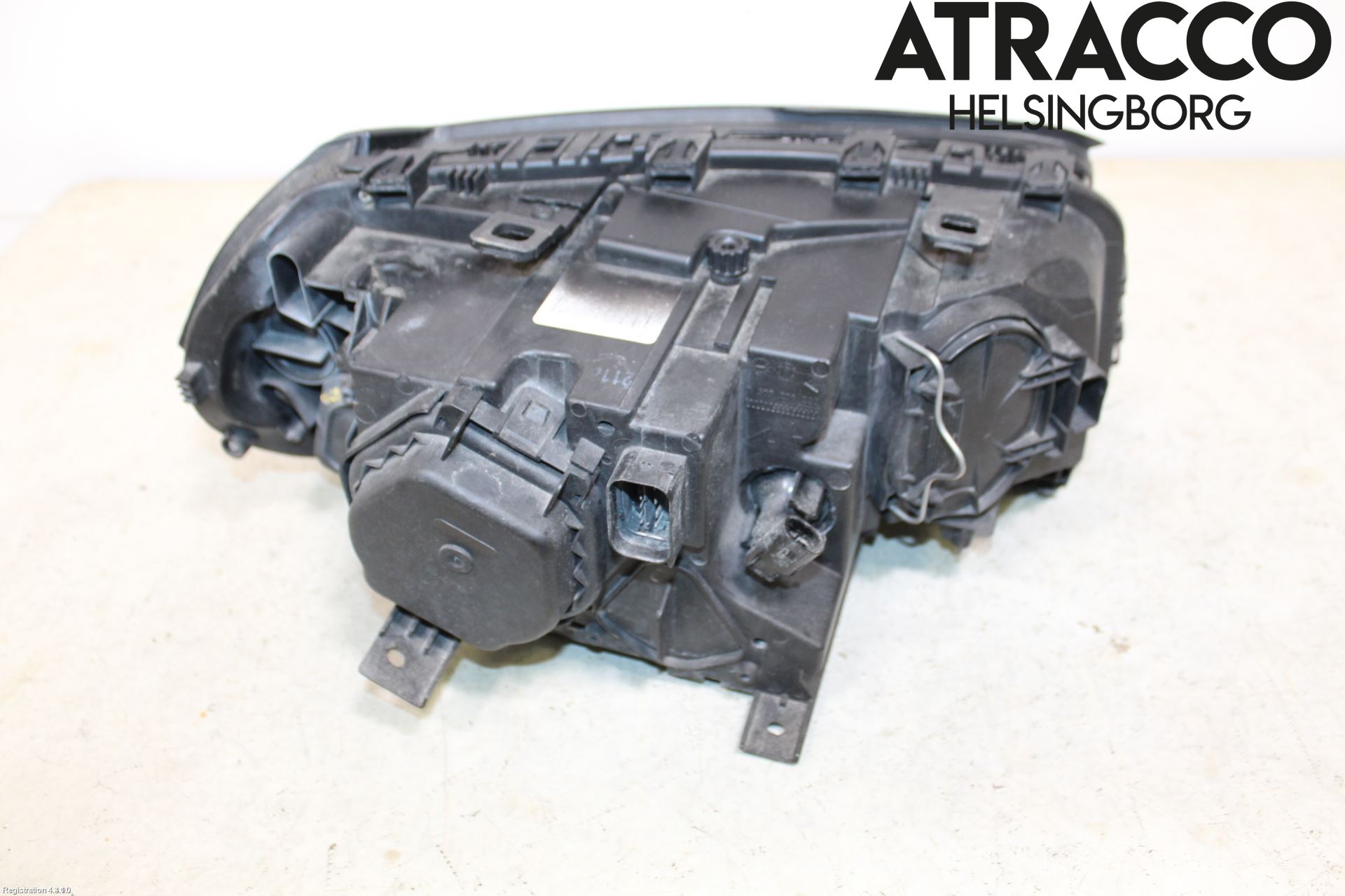 BMW X3 E83     03-10 Strålkastare Vänster