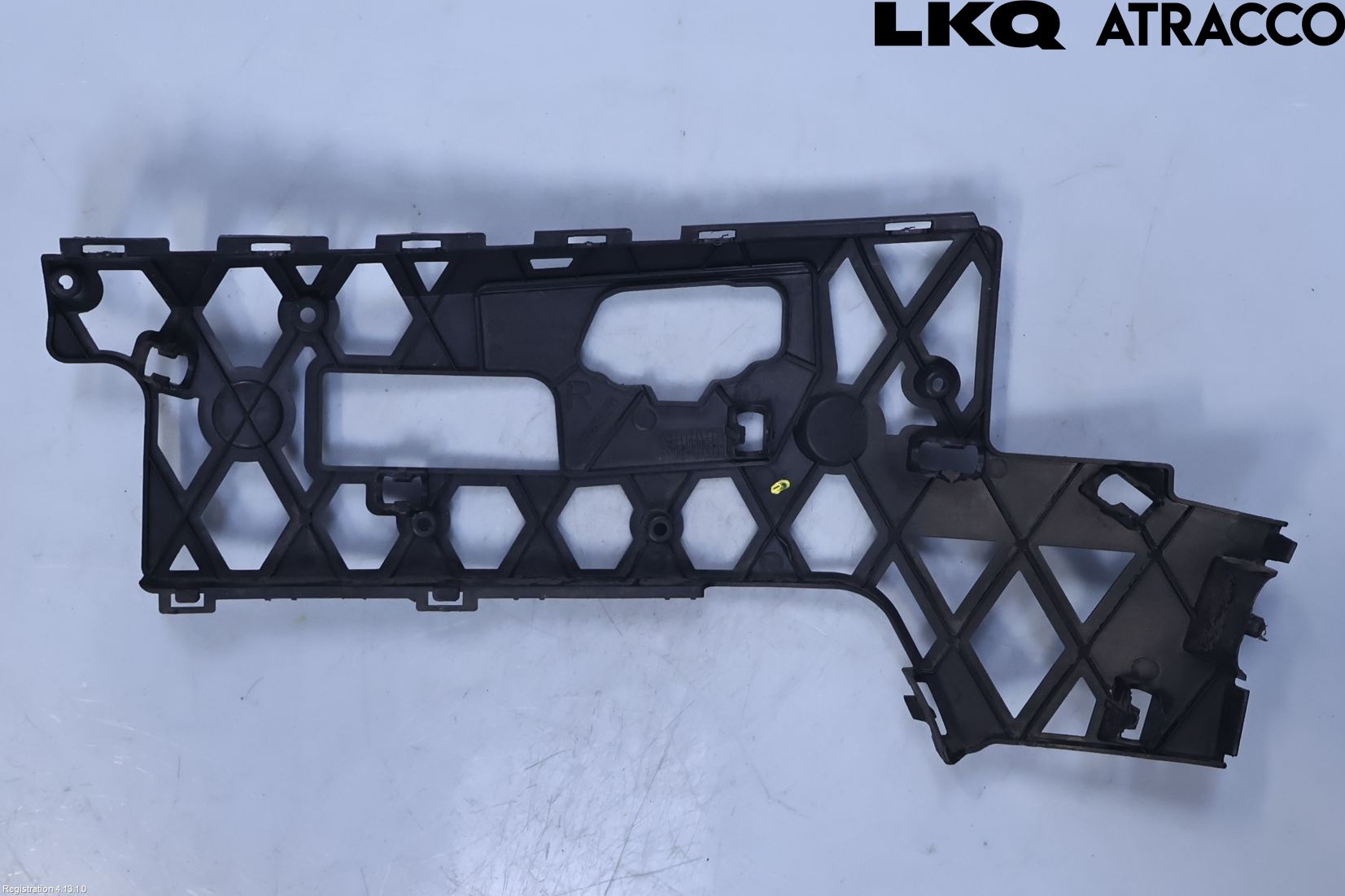 Volkswagen VW PASSAT 11-14 Stötfångardel Fram Hö