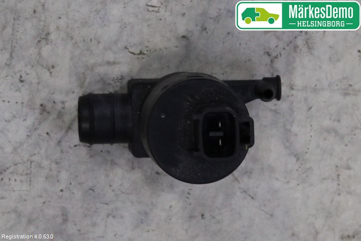 Toyota YARIS XP130 15-20 Spolarpump Baklucka