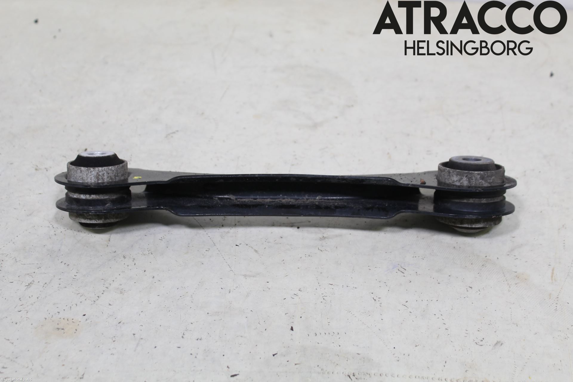 BMW 3 F30/F31/F80 12-19 Bärarm Bak Övre Höger