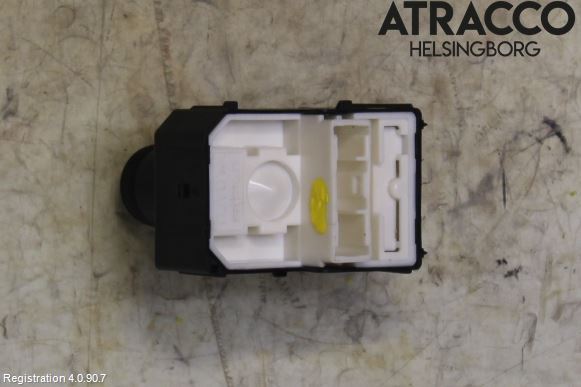 Toyota C-HR 16-23 Strömställare Spegel