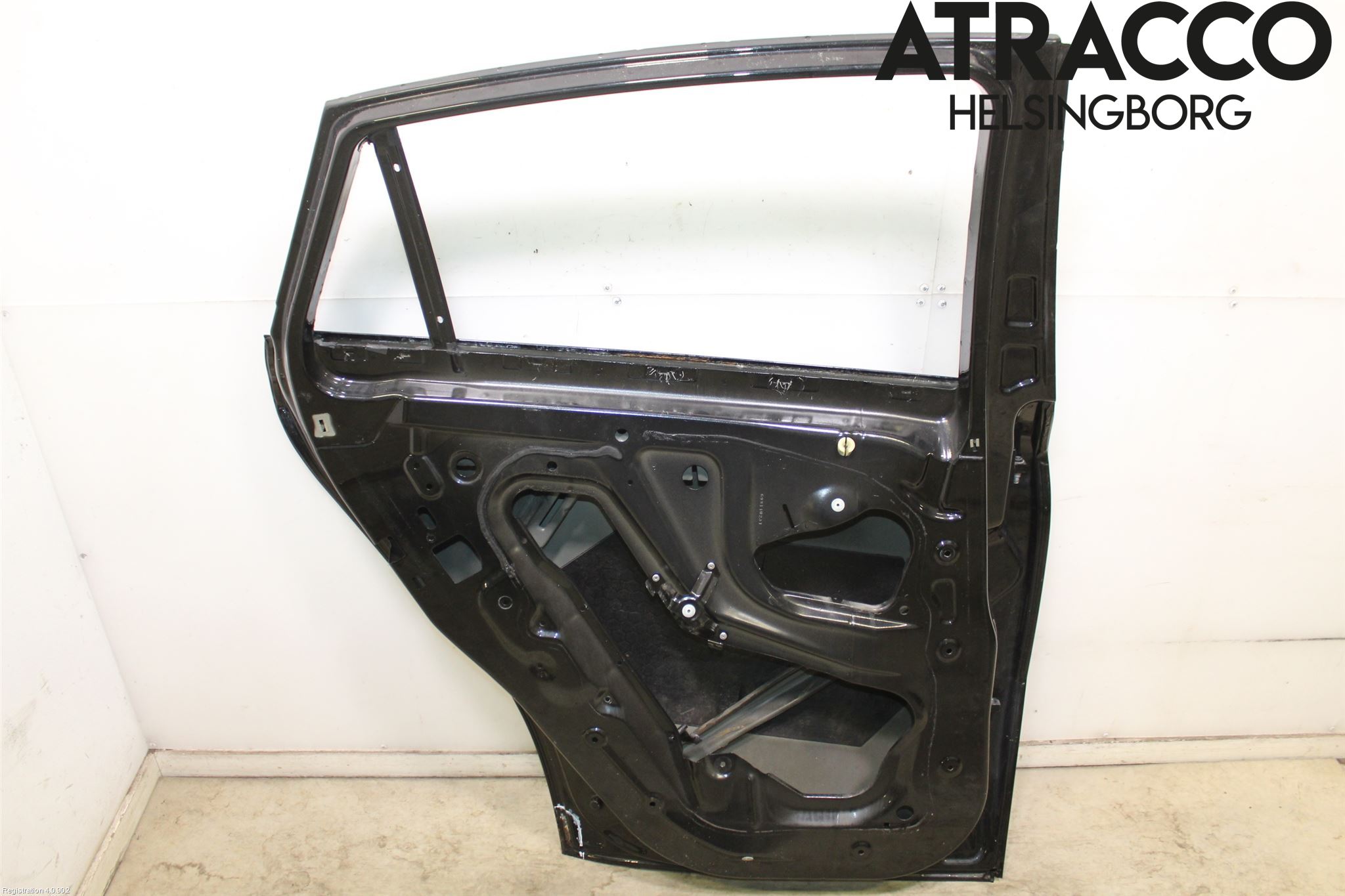 BMW X6 E71/E72   08-14 Dörr Bak Vänster