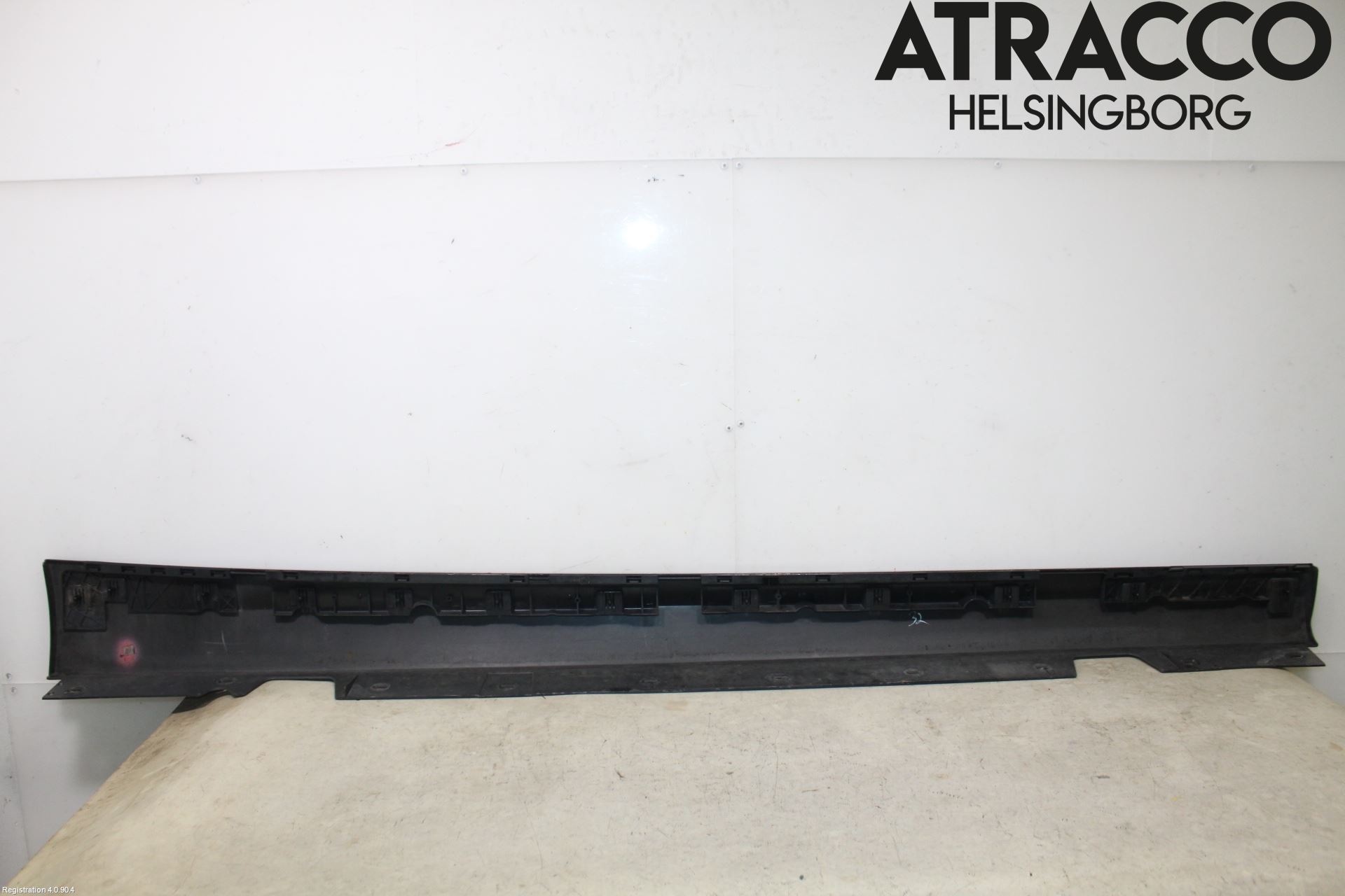 BMW 3 E90/91 SED/TOU 05-12 Sidokjol Vä