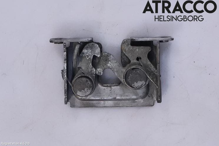 BMW X1 E84 10-15 Huvlås